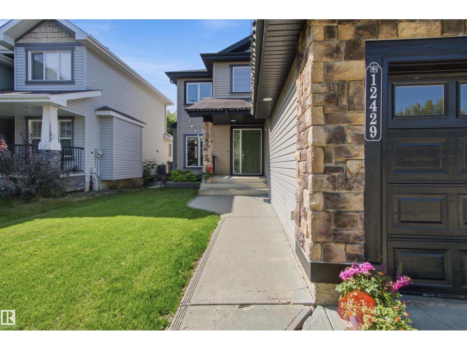12429 17A Av Sw, Edmonton, AB