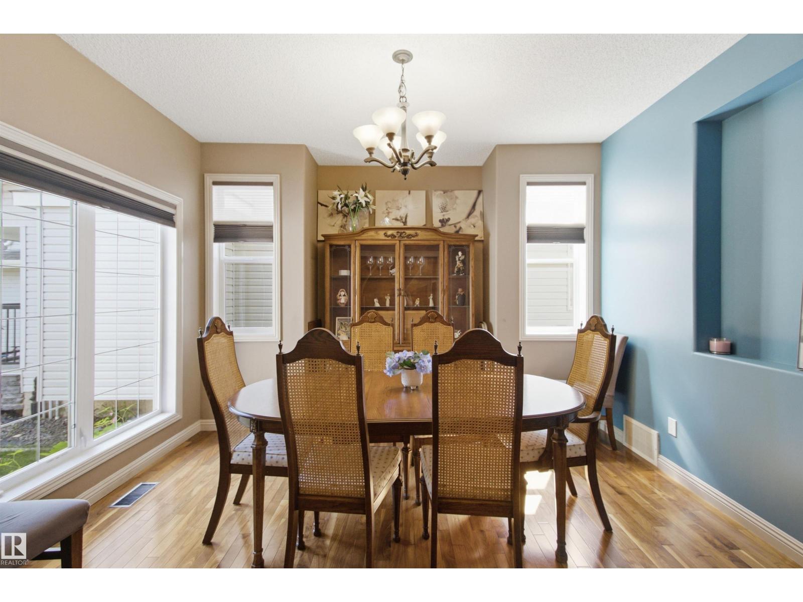 12429 17A Av Sw, Edmonton, AB