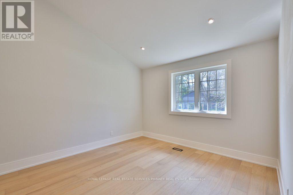 1340 Contour Drive, Mississauga, ON - Indoor Photo Showing Other Room