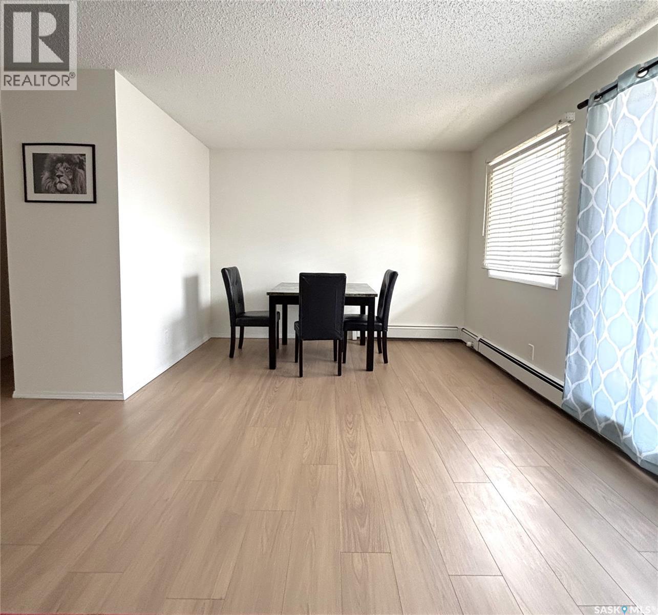 202 - 385 Kingsmere Boulevard, Saskatoon, SK - Indoor