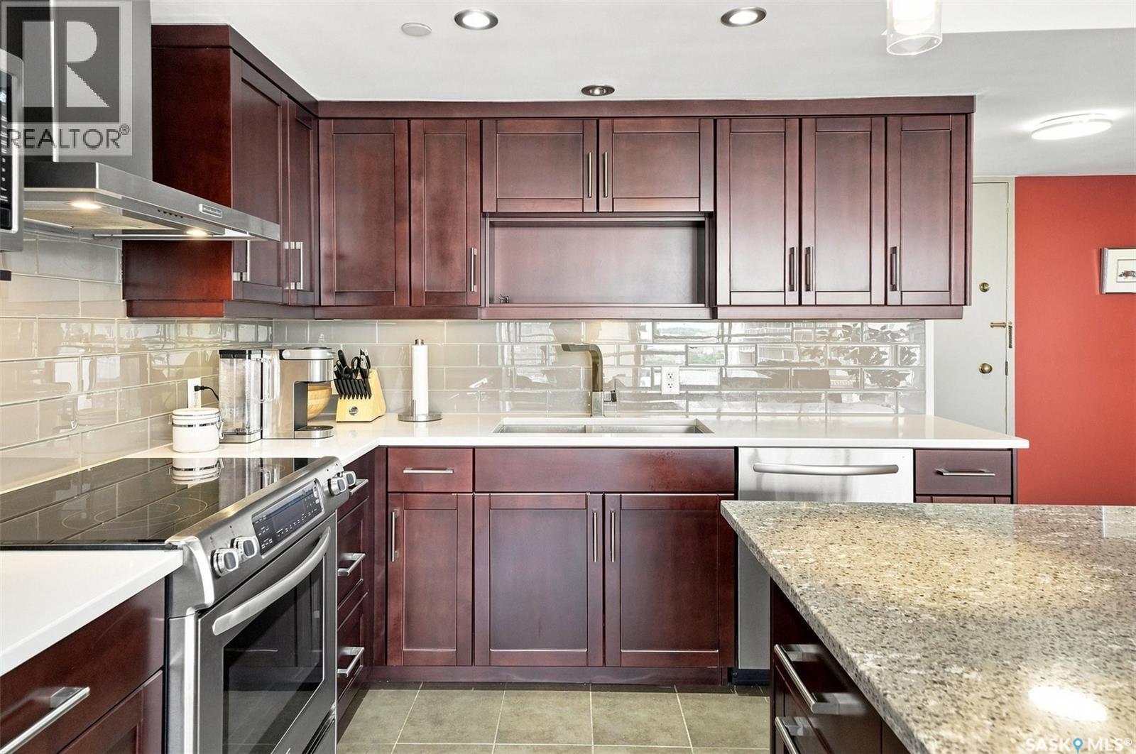 2102 315 5Th Avenue N, Saskatoon, SK