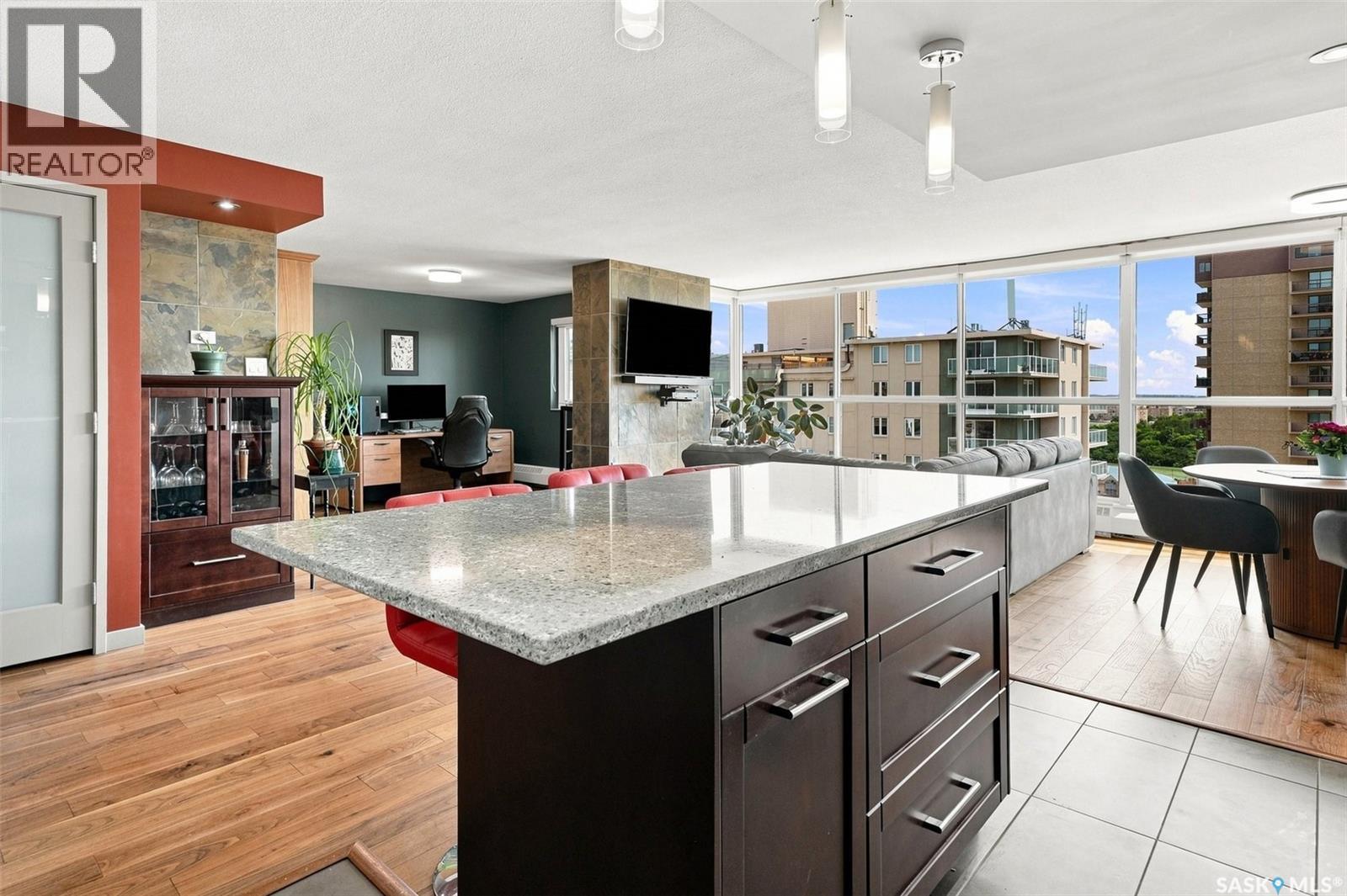 2102 315 5Th Avenue N, Saskatoon, SK