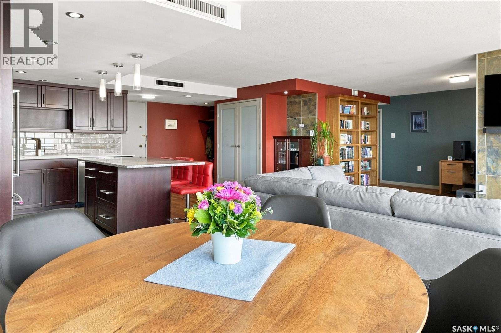 2102 315 5Th Avenue N, Saskatoon, SK