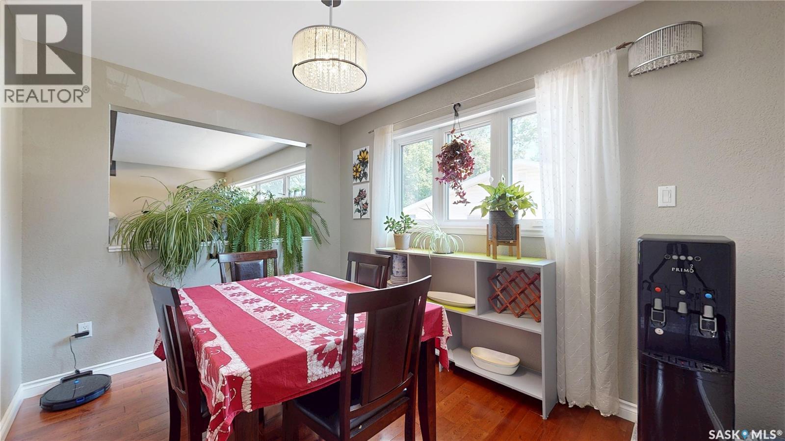 30 Rosewood Place, Regina, SK - Indoor Photo Showing Dining Room