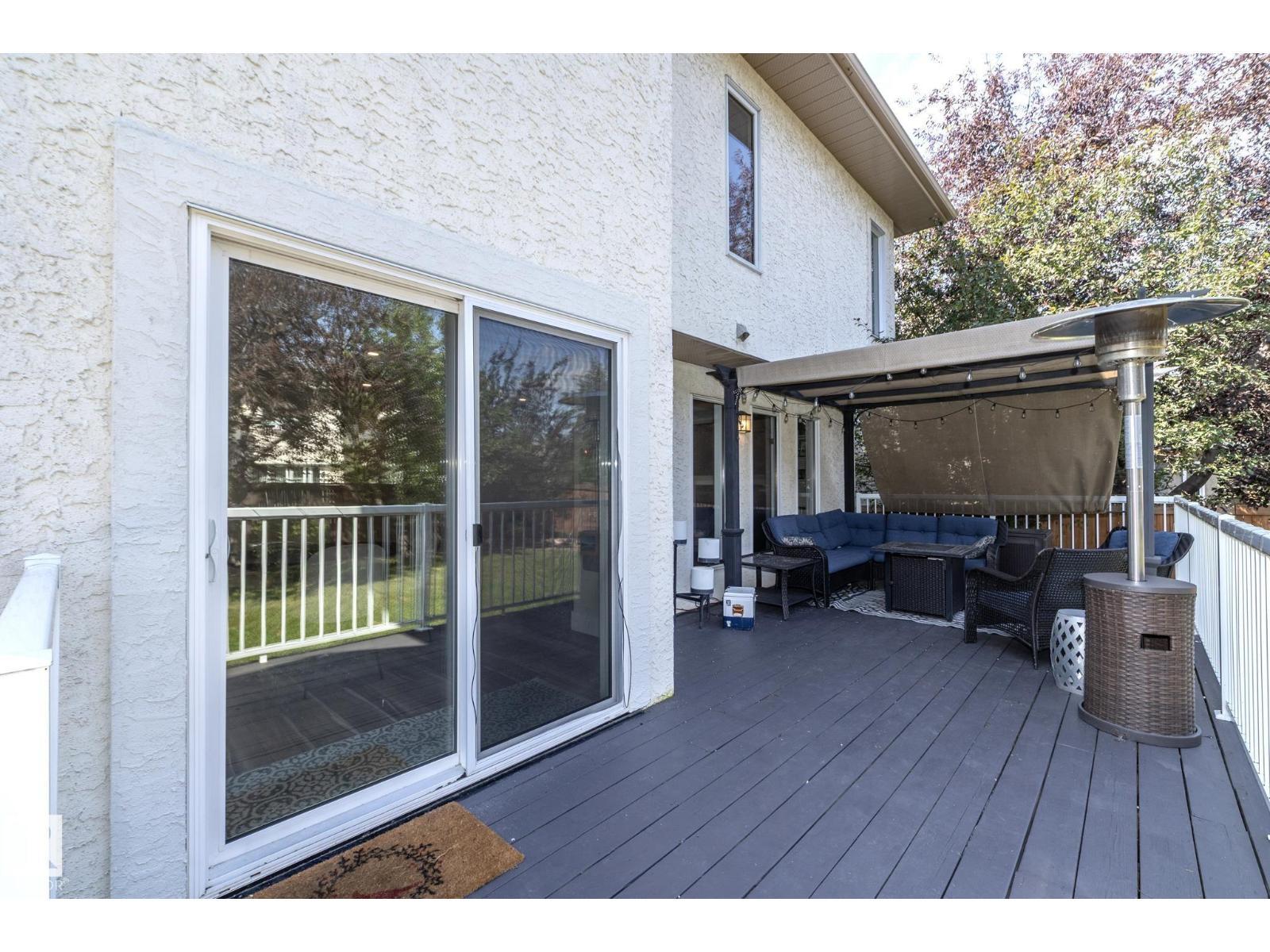 808 Hepburn Av Nw, Edmonton, AB