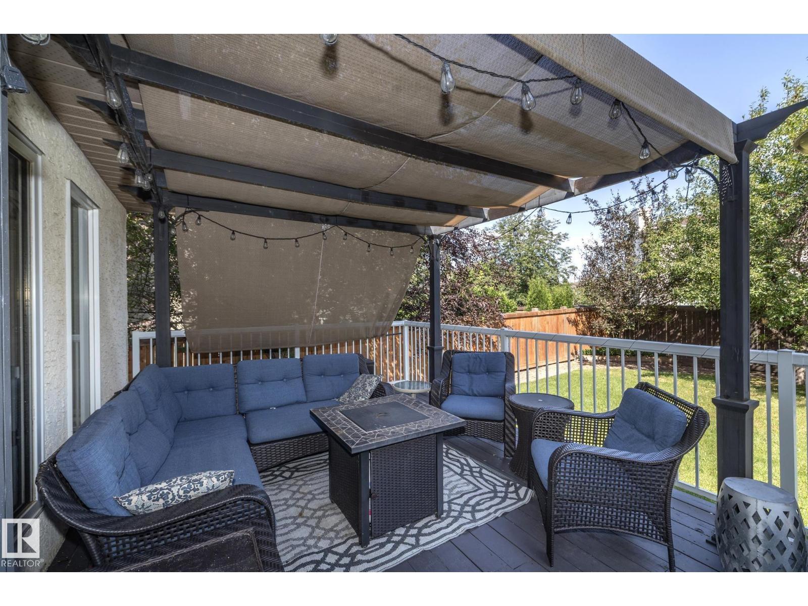 808 Hepburn Av Nw, Edmonton, AB