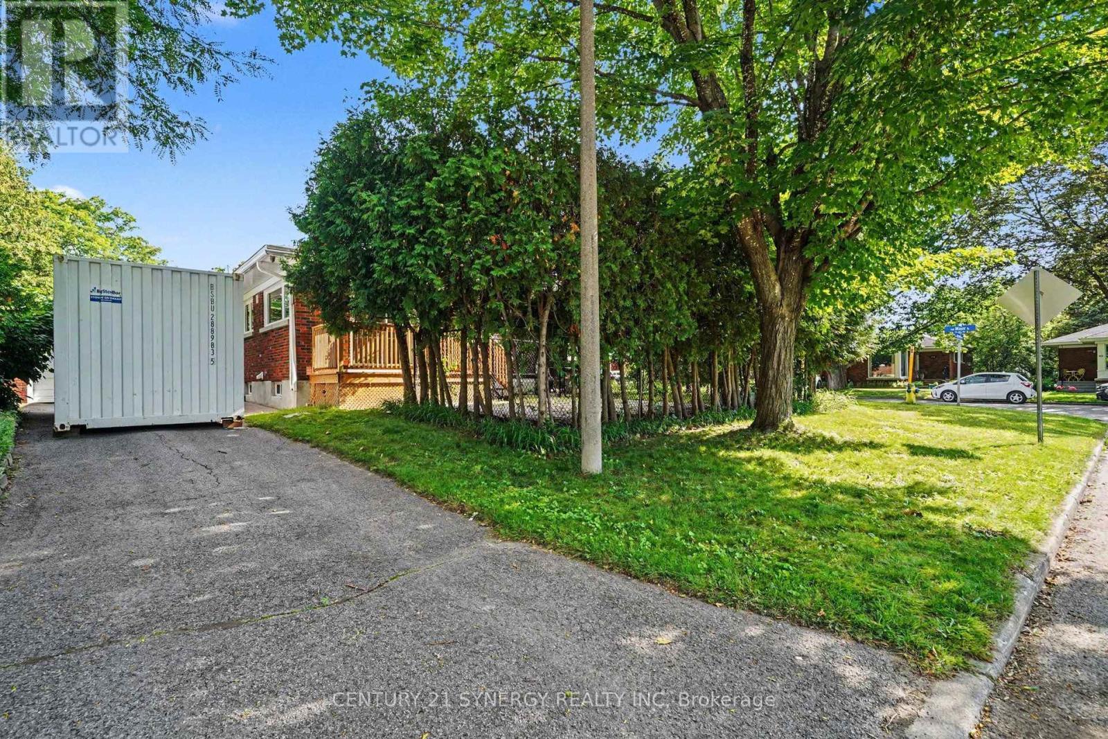 1225 Major Street, Ottawa, ON - Outdoor
