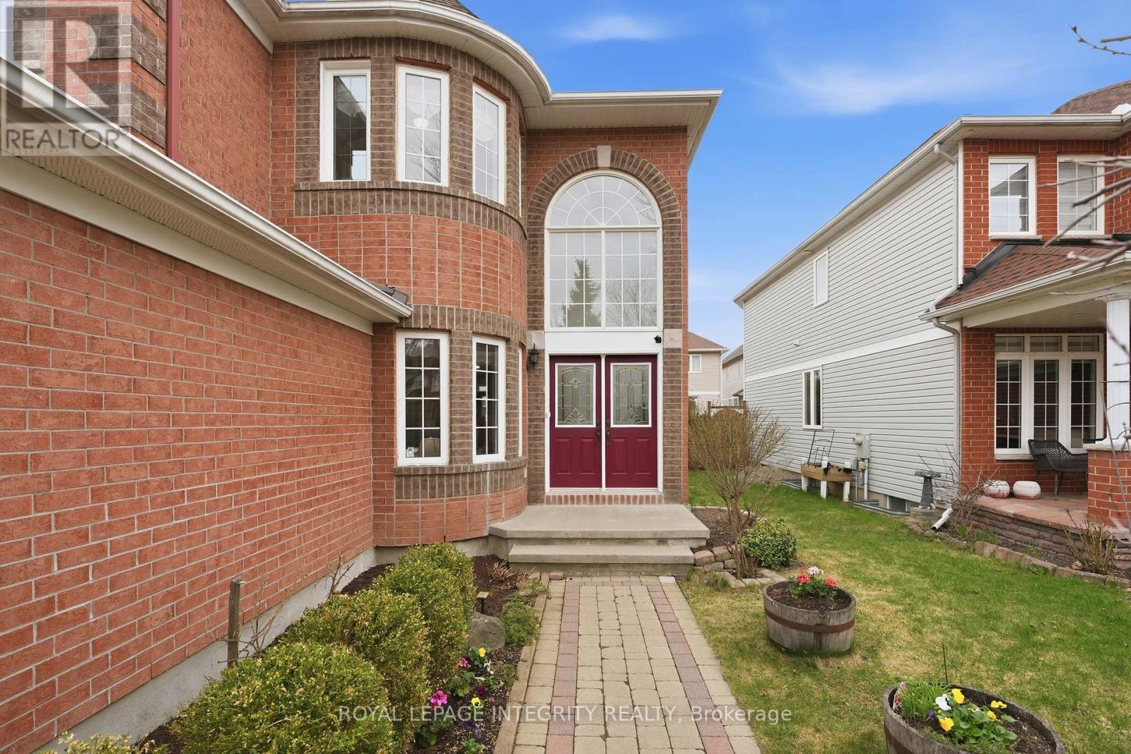 46 Catterick Crescent, Ottawa, ON - Outdoor