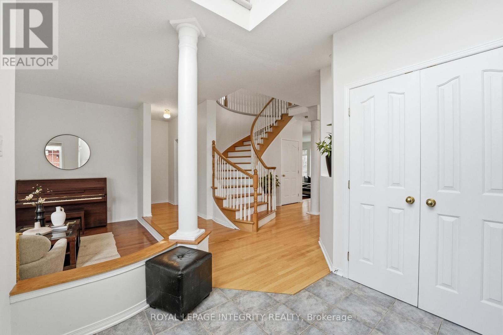 46 Catterick Crescent, Ottawa, ON - Indoor Photo Showing Other Room
