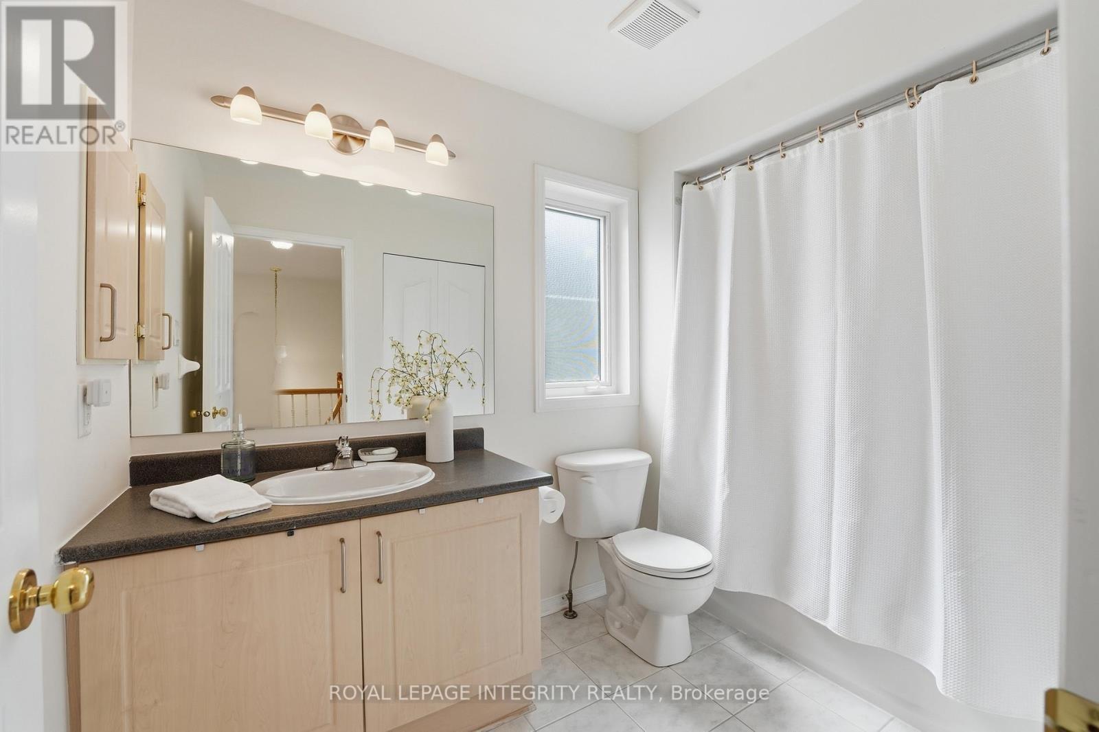 46 Catterick Crescent, Ottawa, ON - Indoor Photo Showing Bathroom