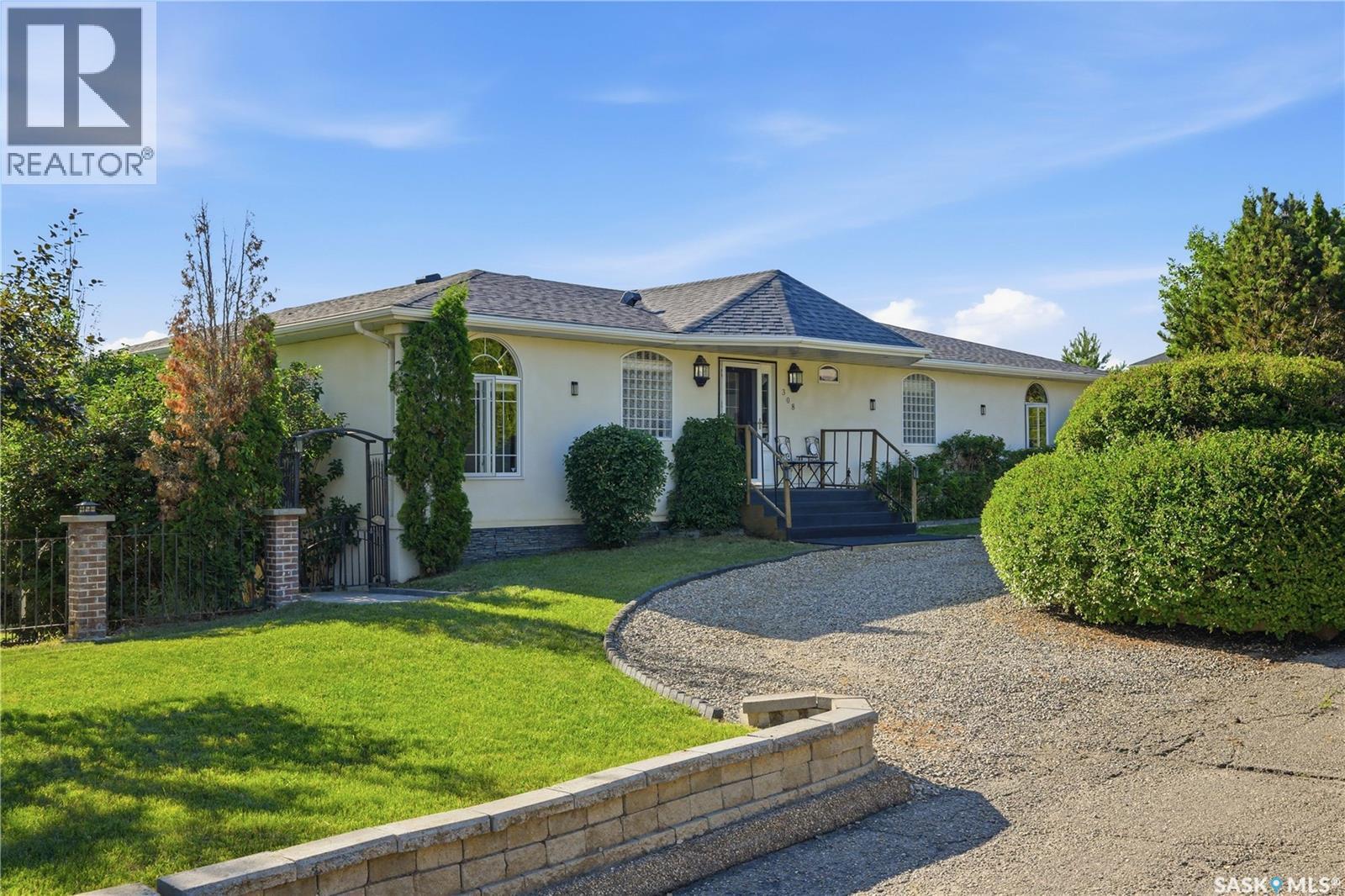 308 3Rd Street W, Delisle, SK - Outdoor