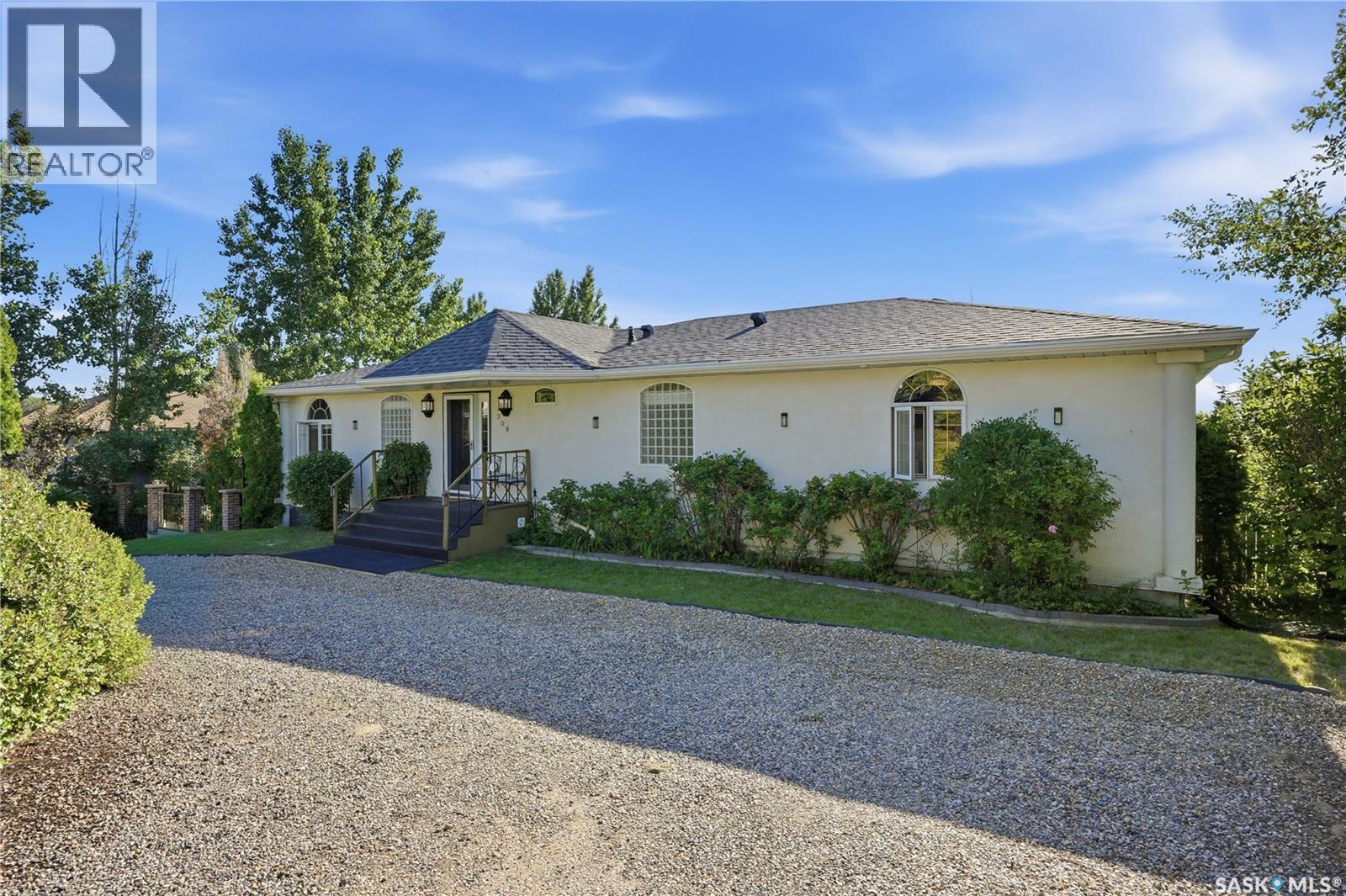 308 3Rd Street W, Delisle, SK - Outdoor