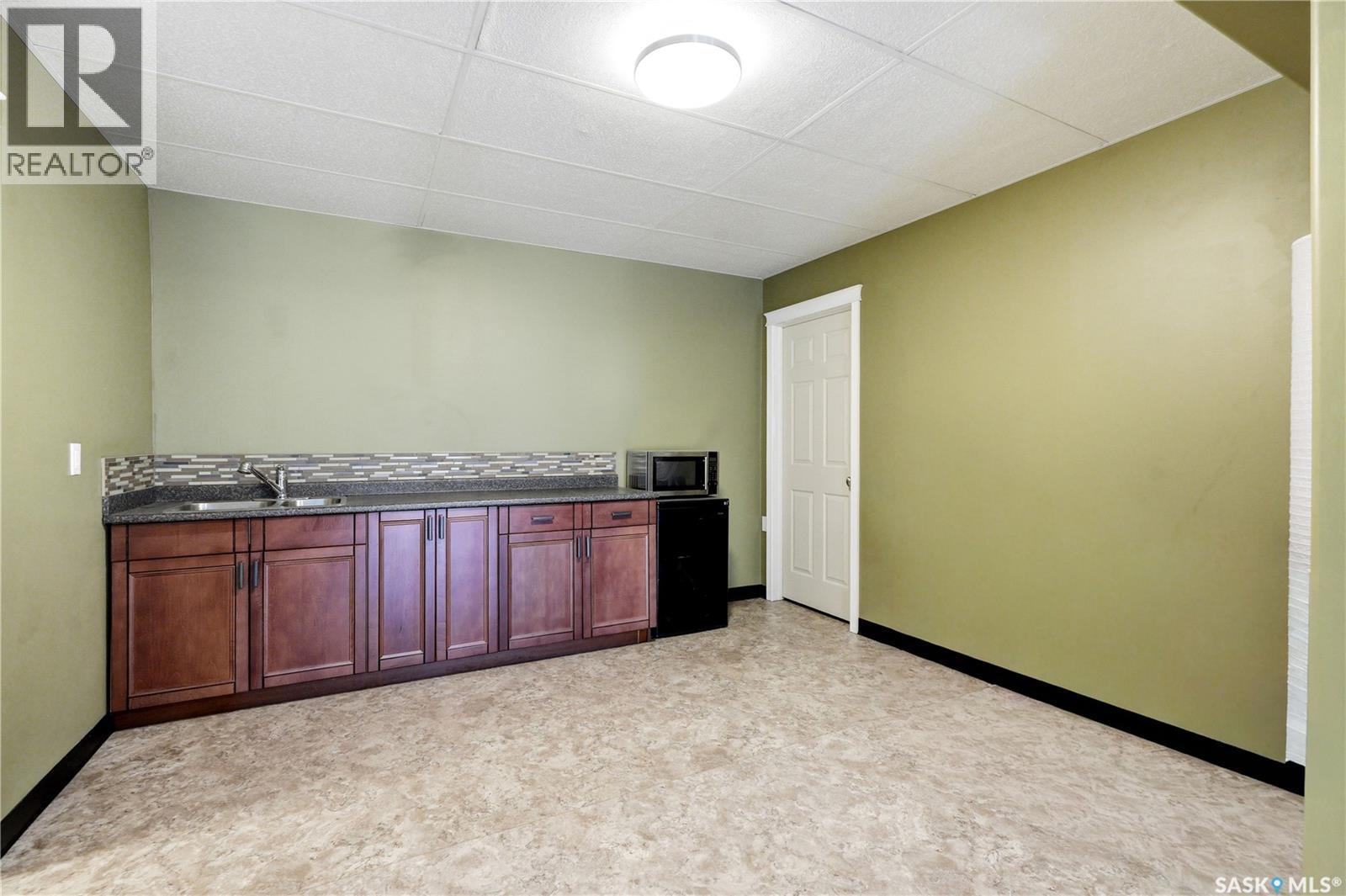 308 3Rd Street W, Delisle, SK - Indoor Photo Showing Other Room