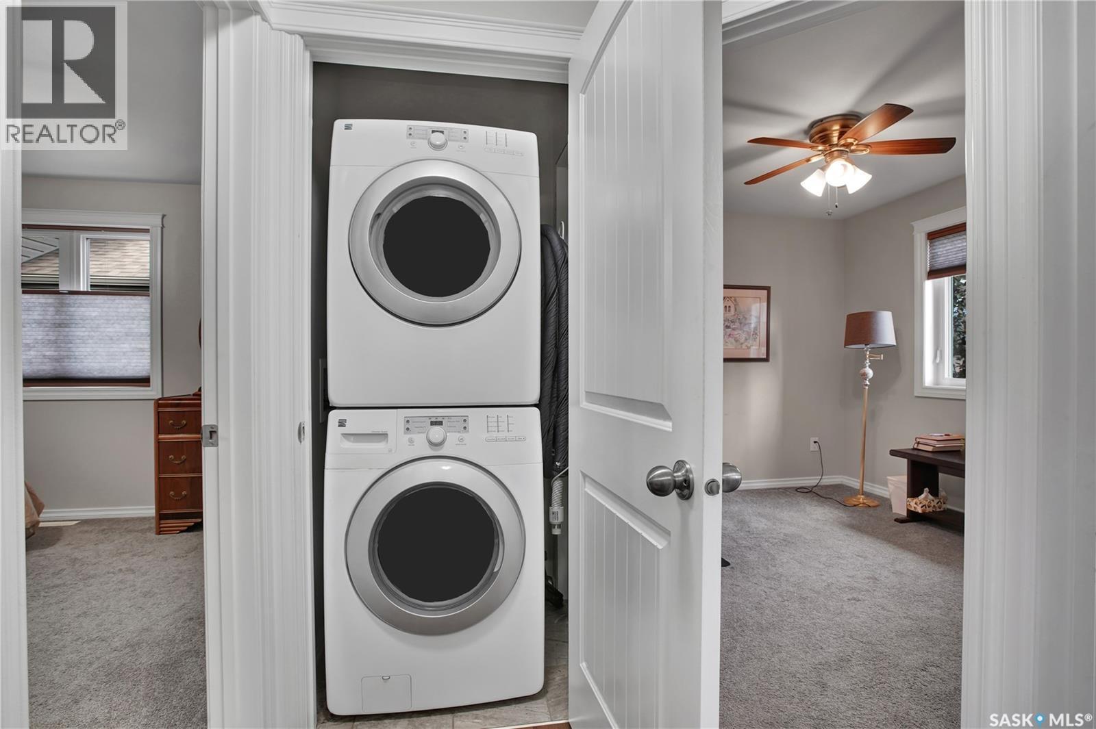 412 Lyle Crescent, Warman, SK - Indoor Photo Showing Laundry Room