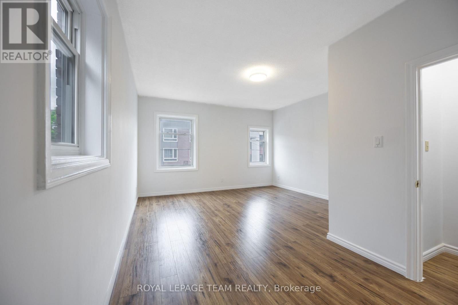301 Somerset Street E, Ottawa, ON - Indoor Photo Showing Other Room