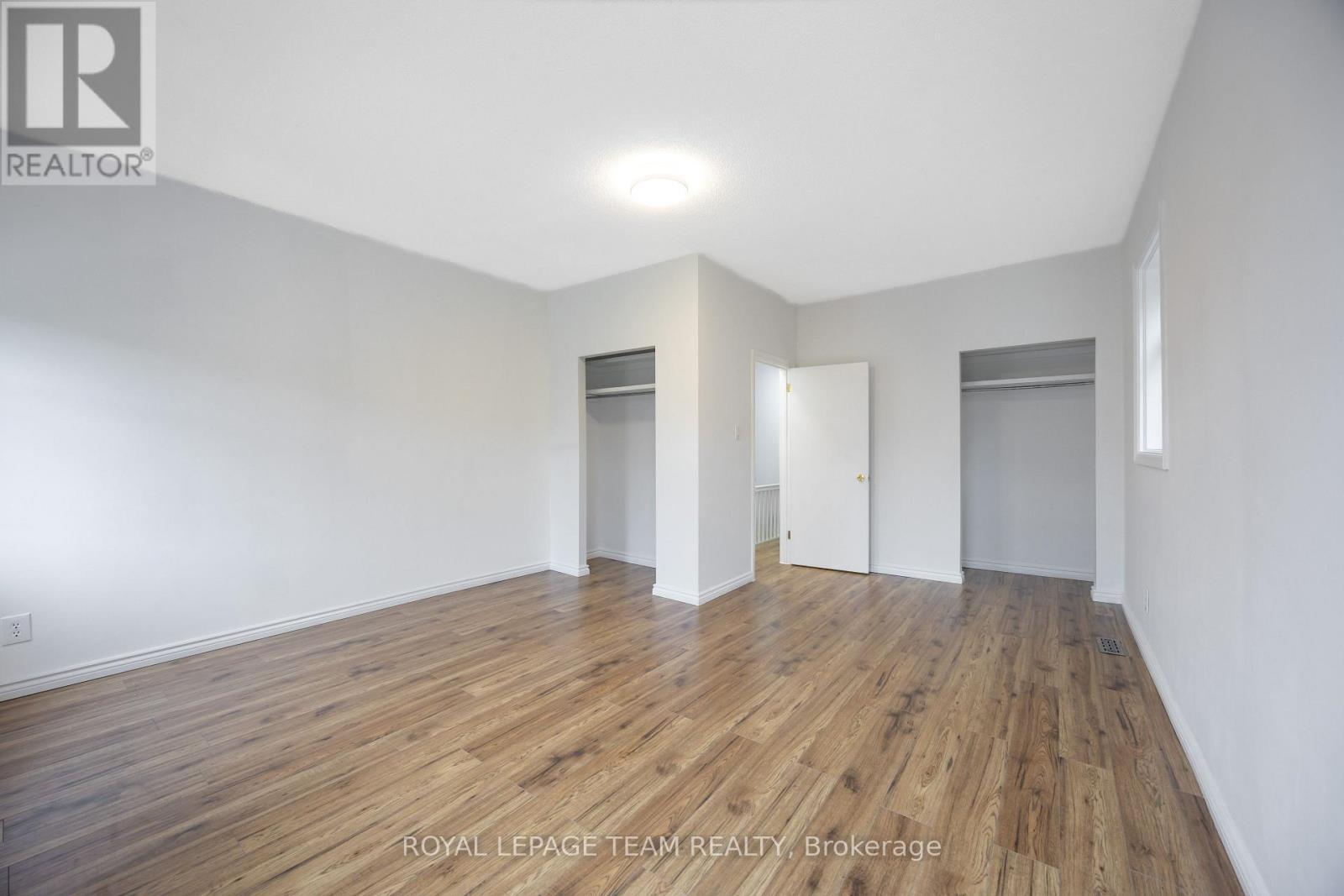 301 Somerset Street E, Ottawa, ON - Indoor Photo Showing Other Room