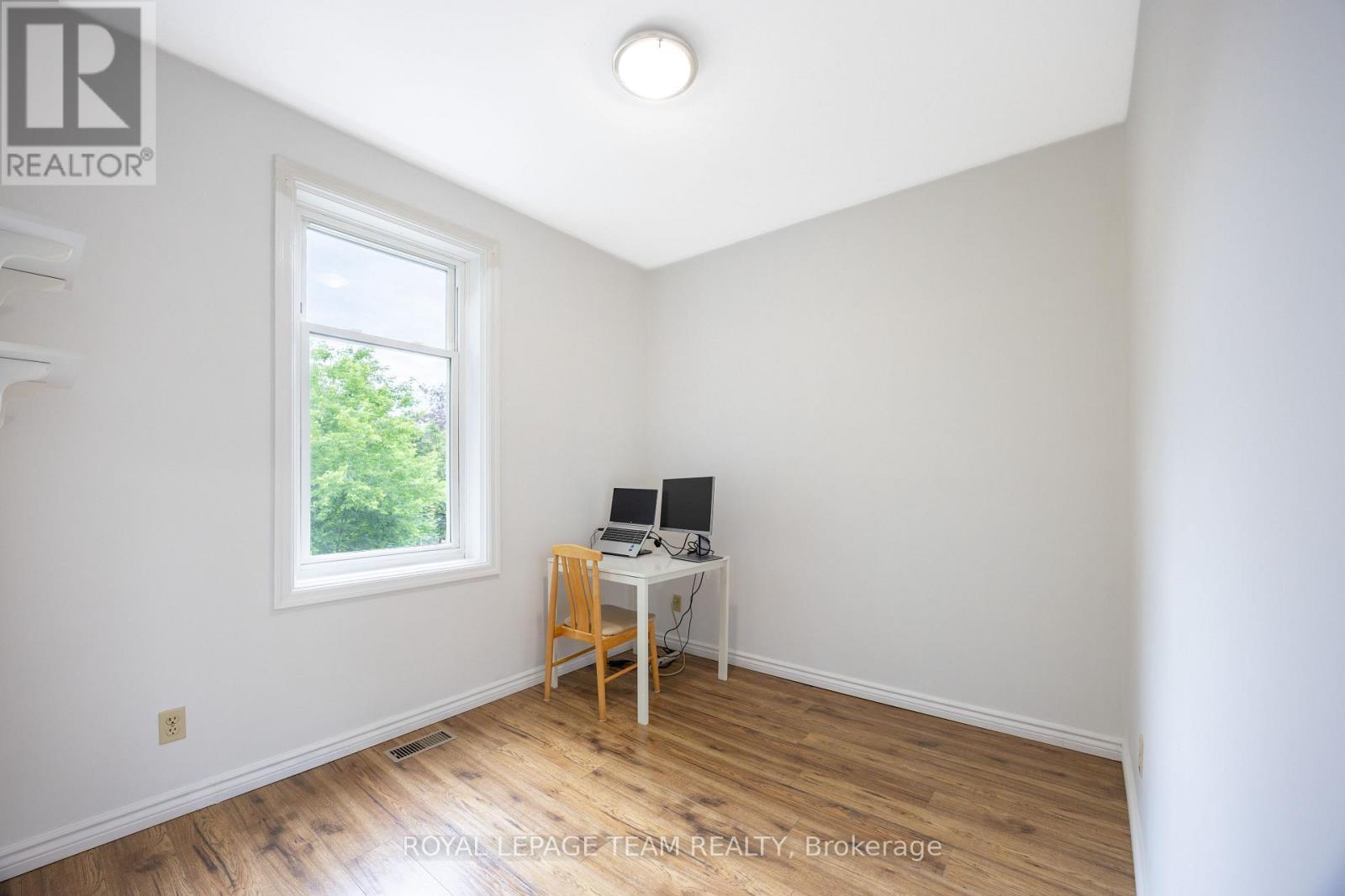301 Somerset Street E, Ottawa, ON - Indoor Photo Showing Other Room