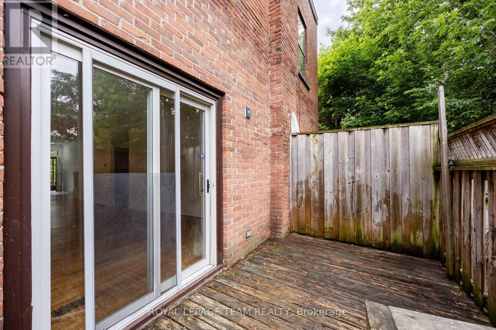 301 Somerset Street E, Ottawa, ON - Outdoor With Exterior