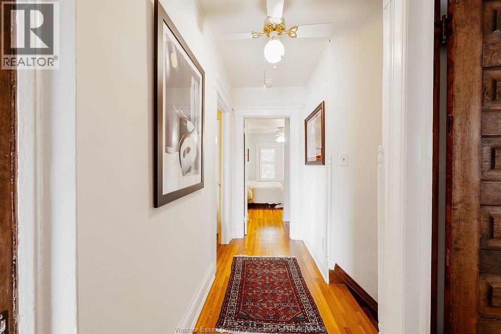 819 Windermere, Windsor, ON - Indoor Photo Showing Other Room