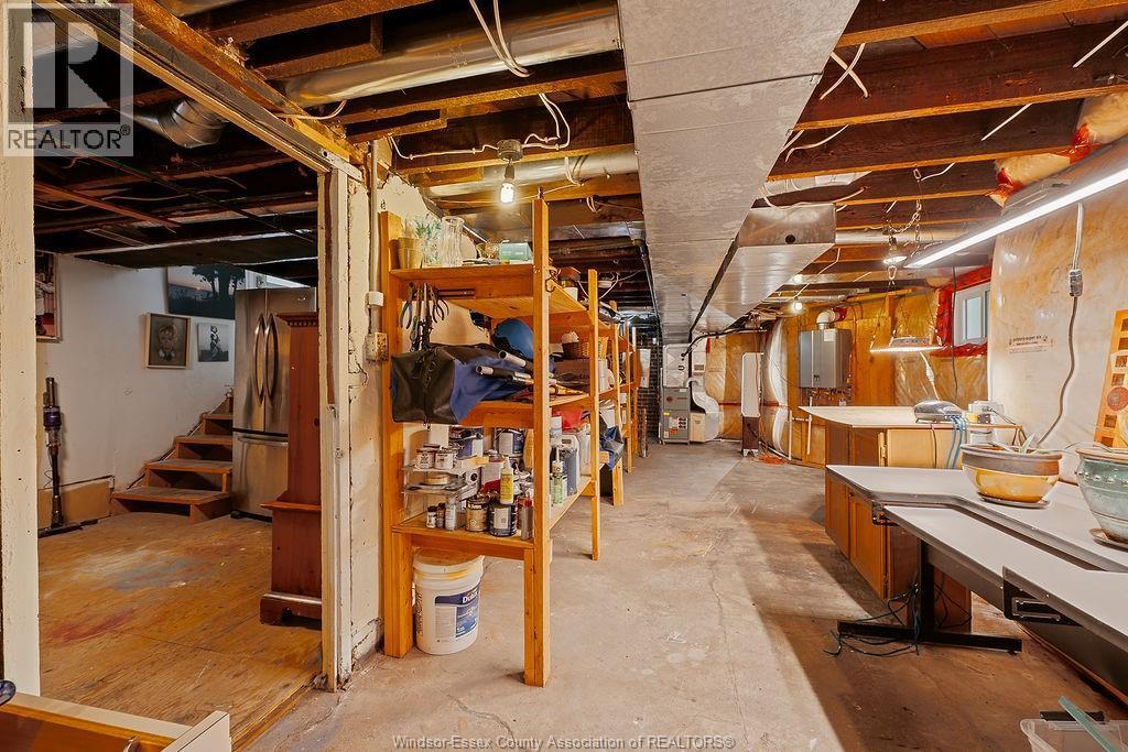 819 Windermere, Windsor, ON - Indoor Photo Showing Basement