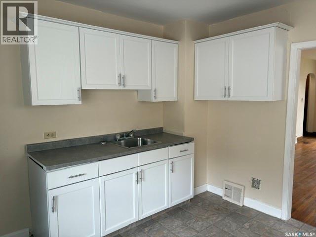 2230 Winnipeg Street, Regina, SK - Indoor Photo Showing Other Room