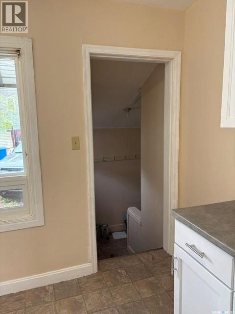 2230 Winnipeg Street, Regina, SK - Indoor