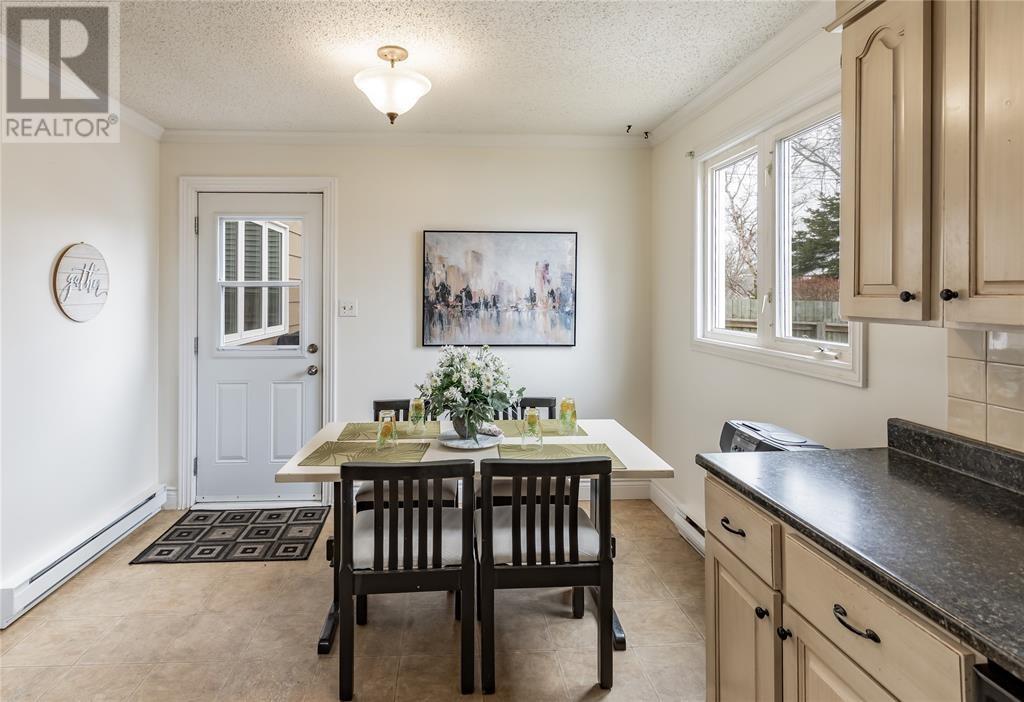 52 Mountbatten Drive, St. John'S, NL - Indoor Photo Showing Dining Room