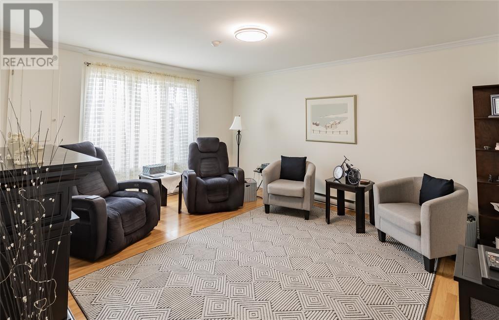 52 Mountbatten Drive, St. John'S, NL - Indoor Photo Showing Living Room