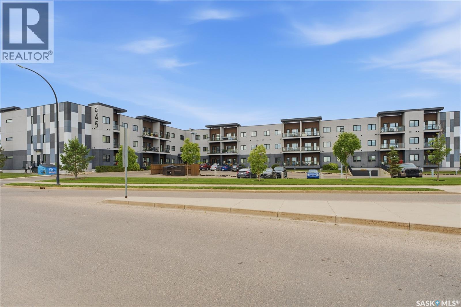 214 545 Hassard Close, Saskatoon, SK - Outdoor With Balcony With Facade