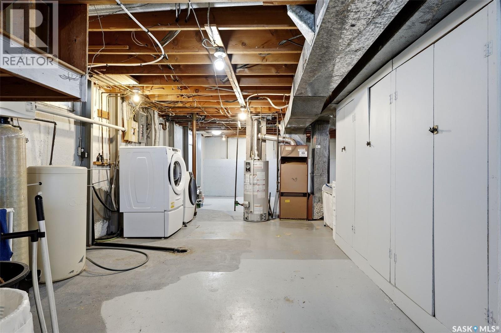 1631 Macpherson Avenue, Regina, SK - Indoor Photo Showing Basement