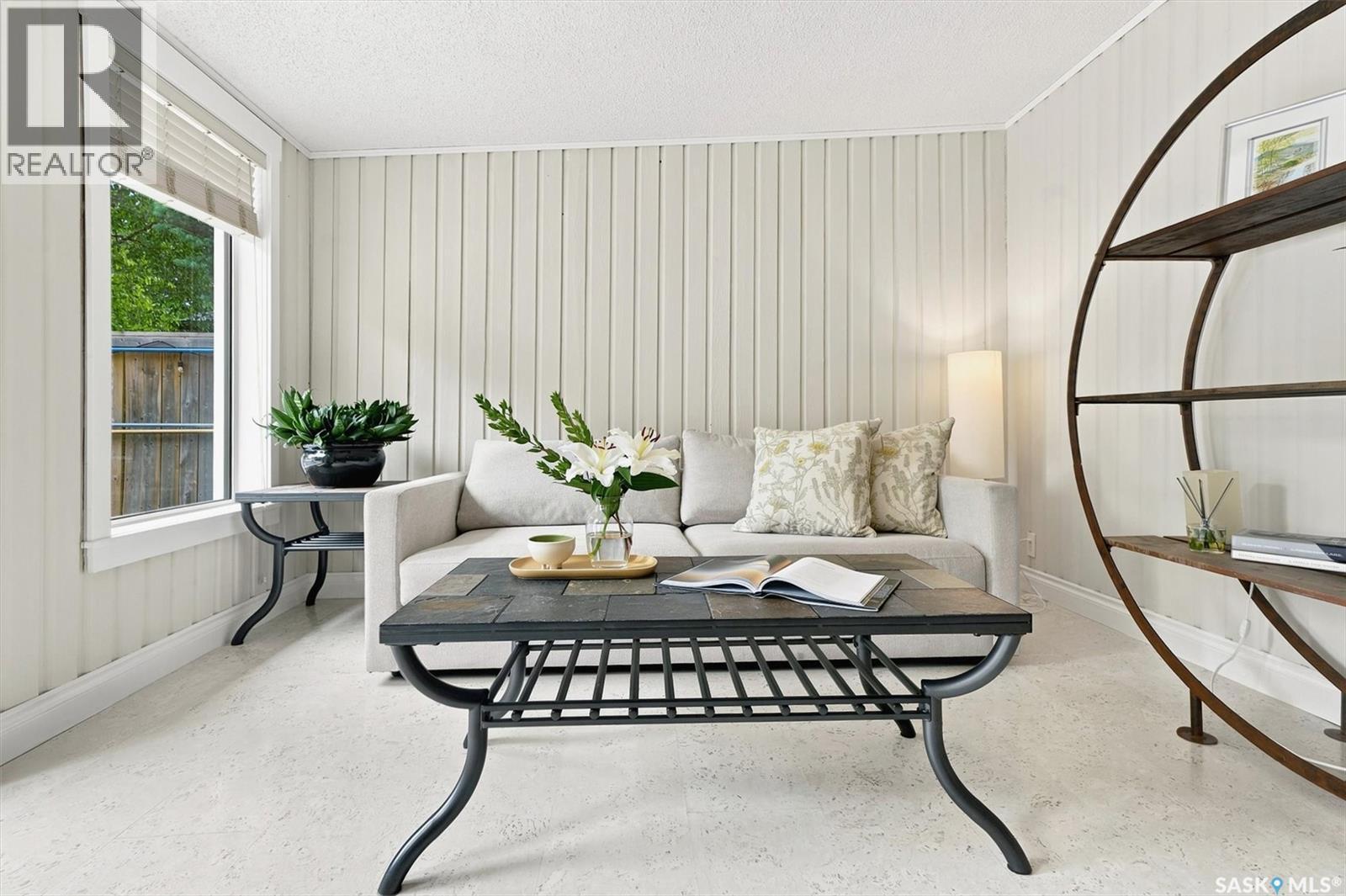 3834 Balfour Place, Saskatoon, SK - Indoor