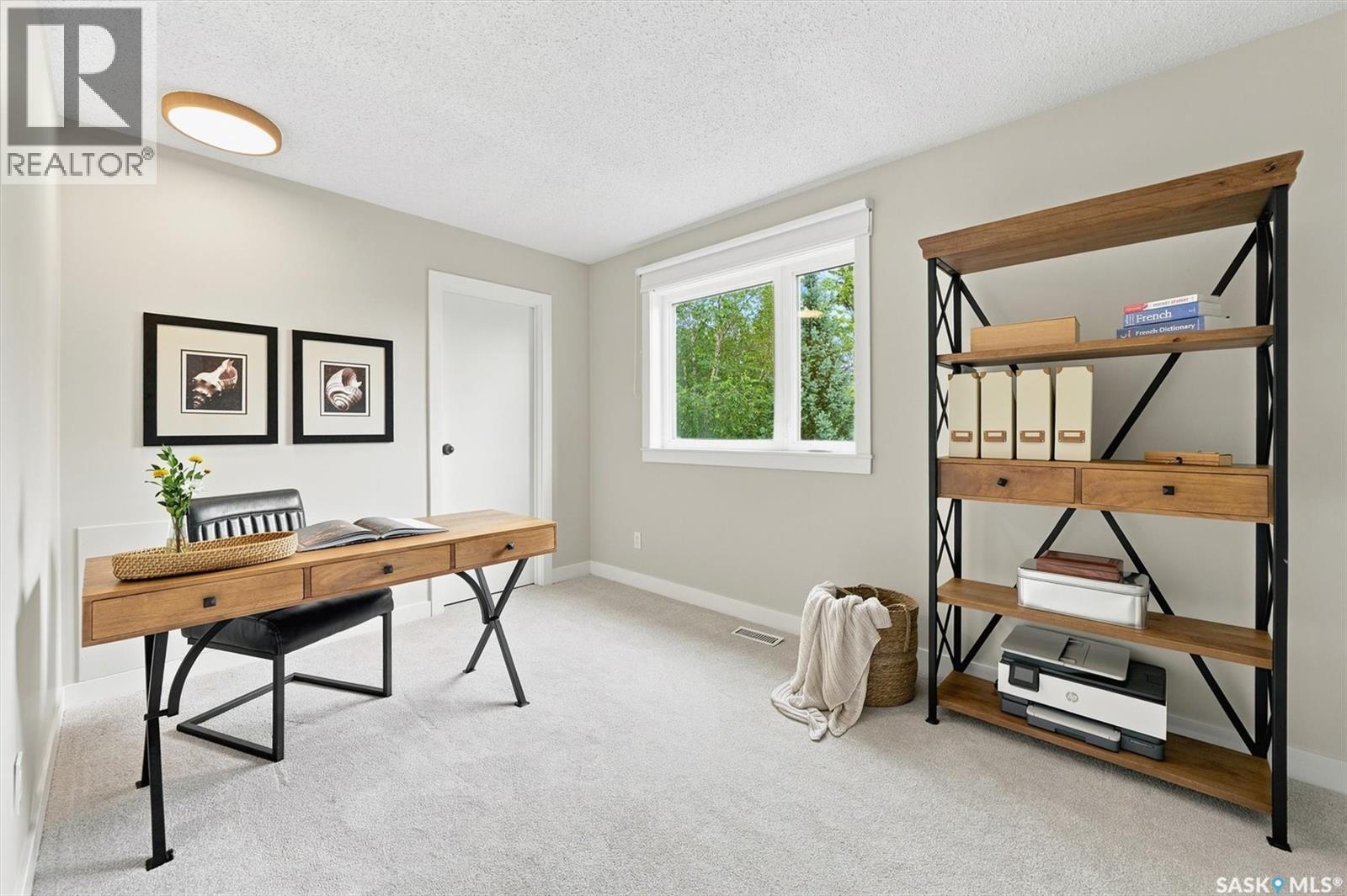 3834 Balfour Place, Saskatoon, SK - Indoor