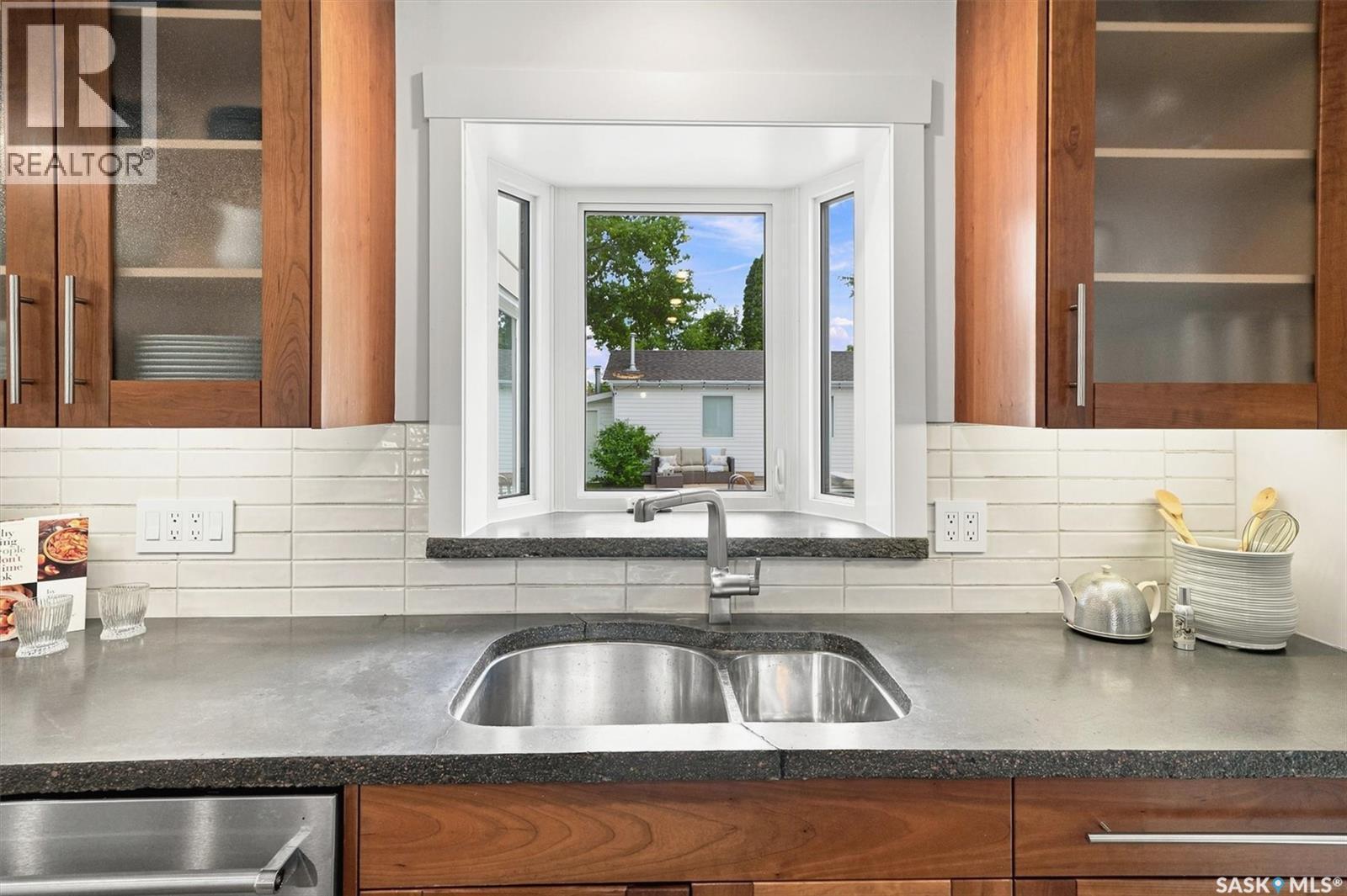 3834 Balfour Place, Saskatoon, SK - Indoor Photo Showing Kitchen With Double Sink