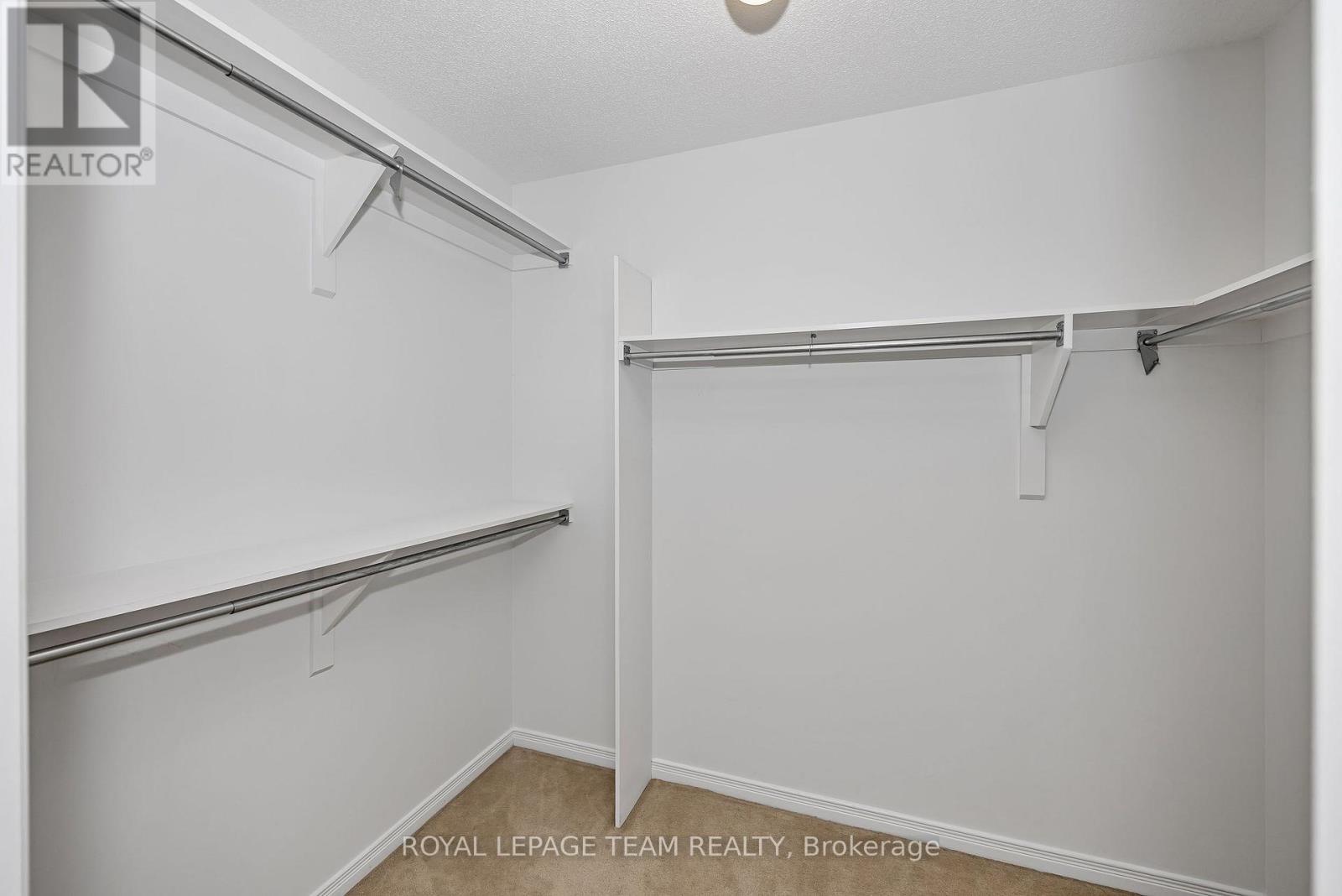 323 Freedom Private, Ottawa, ON - Indoor With Storage