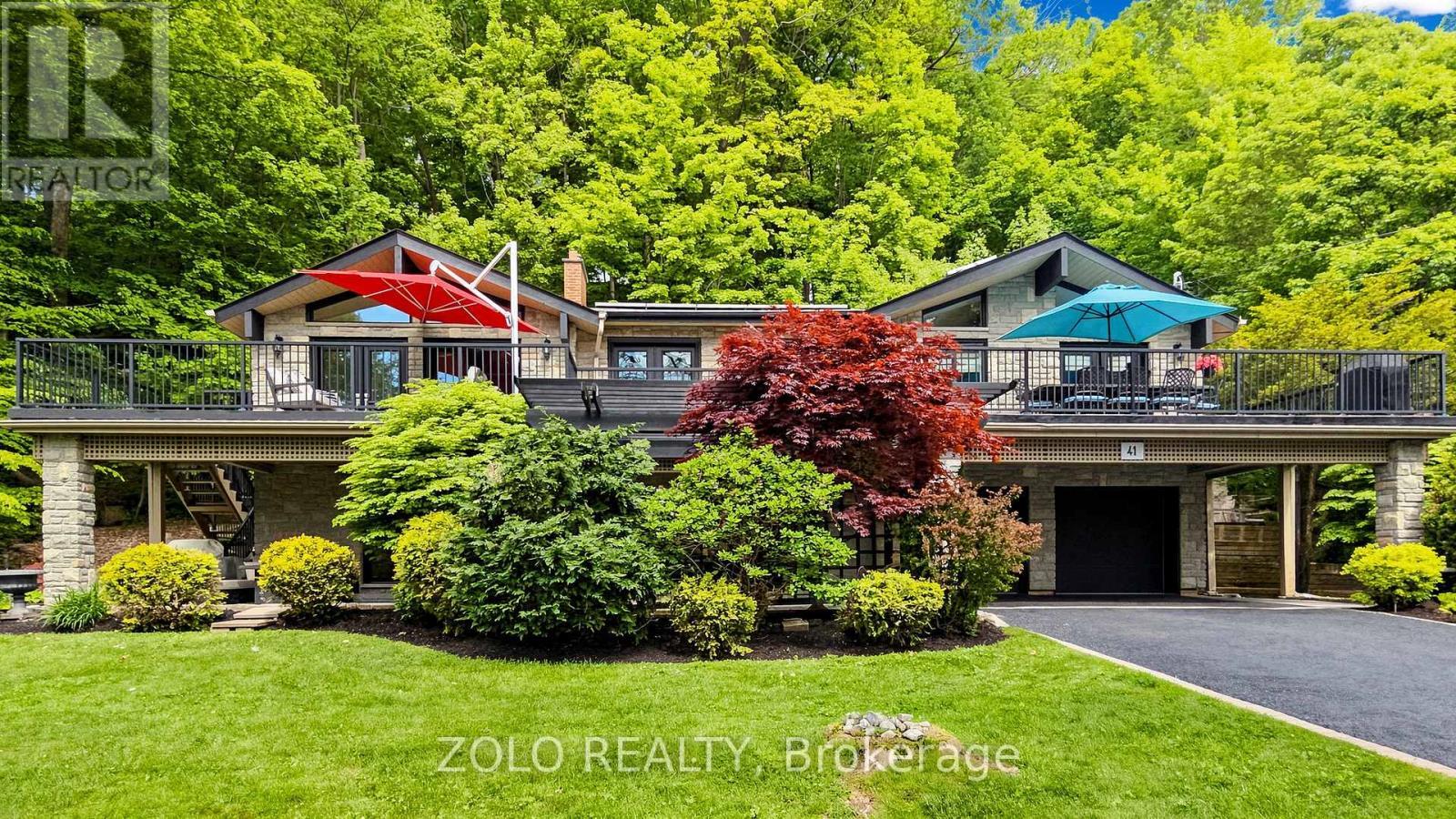 41 Meadowcliffe Drive, Toronto, ON - Outdoor With Deck Patio Veranda
