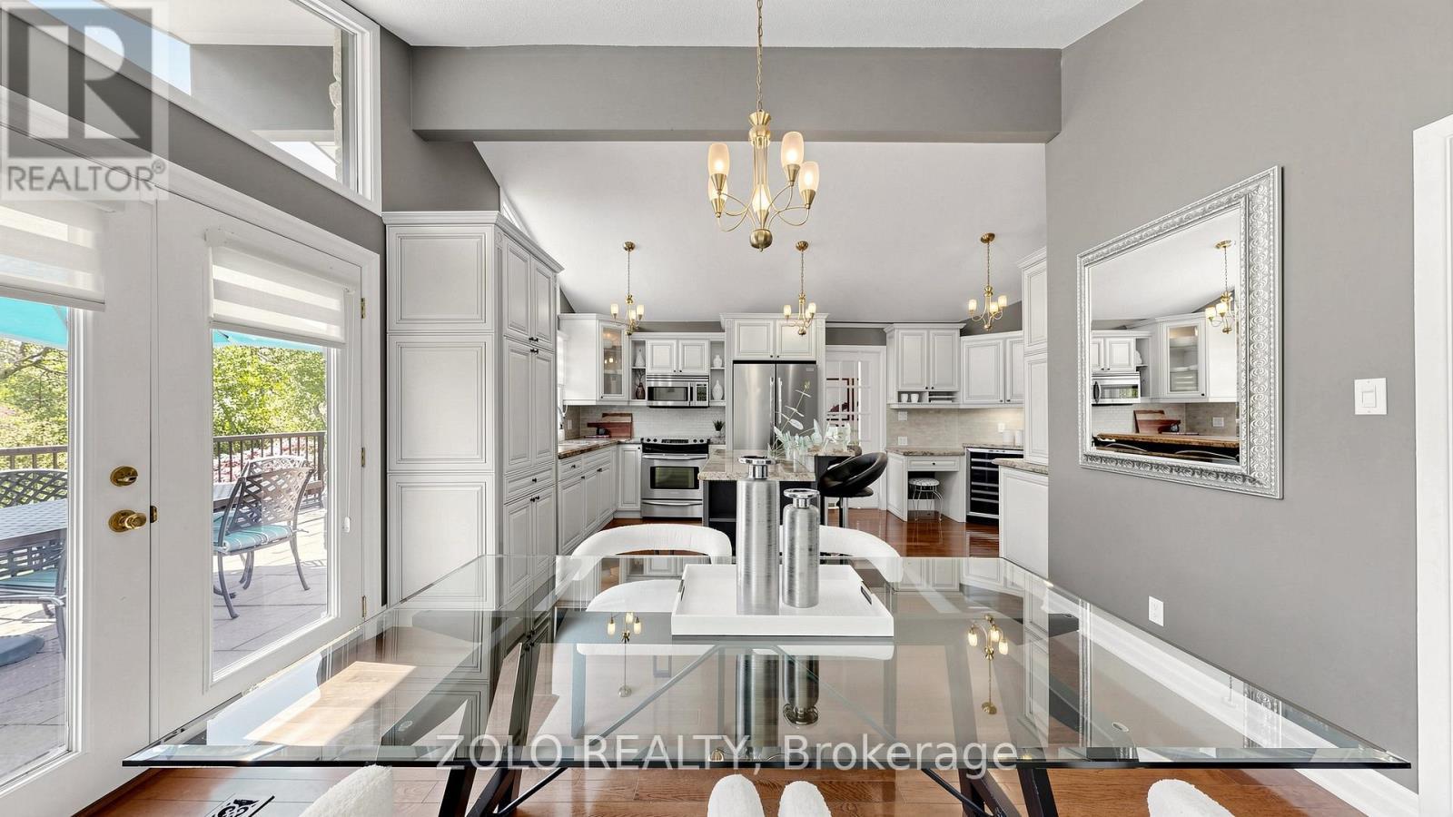 41 Meadowcliffe Drive, Toronto, ON - Indoor