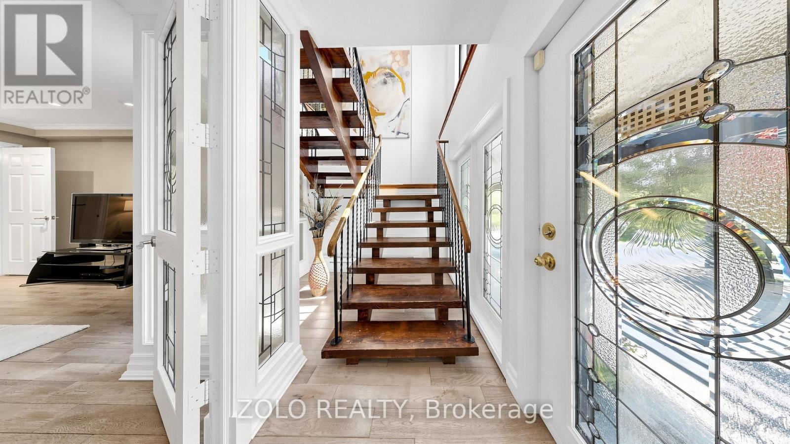 41 Meadowcliffe Drive, Toronto, ON - Indoor Photo Showing Other Room
