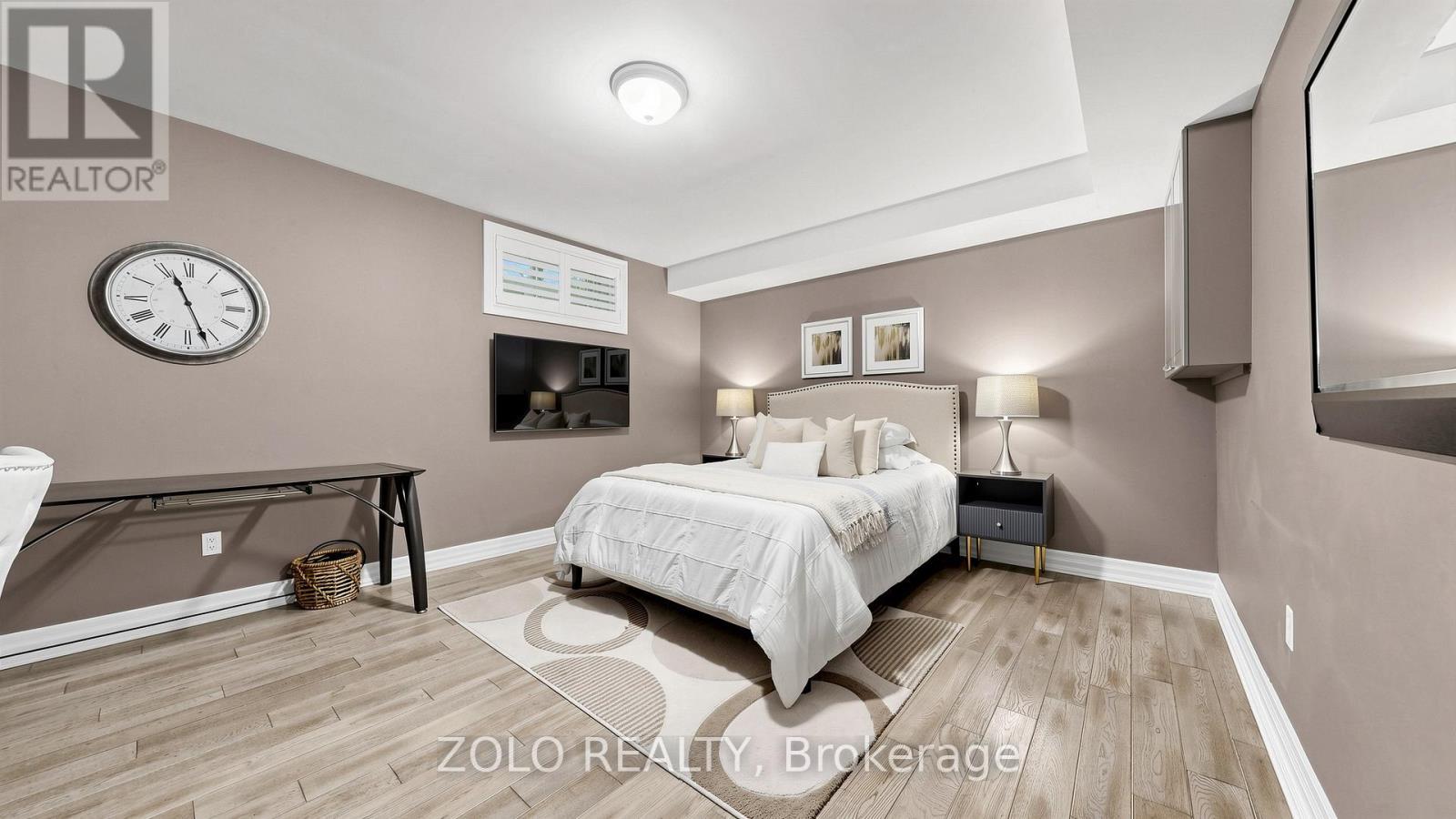 41 Meadowcliffe Drive, Toronto, ON - Indoor Photo Showing Bedroom
