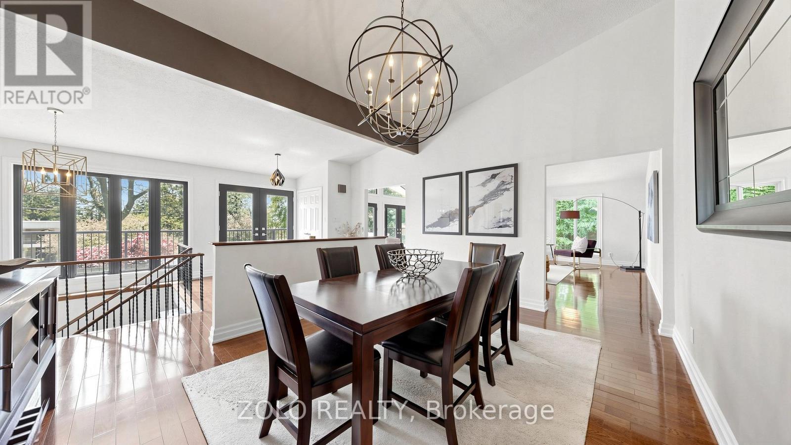 41 Meadowcliffe Drive, Toronto, ON - Indoor Photo Showing Dining Room