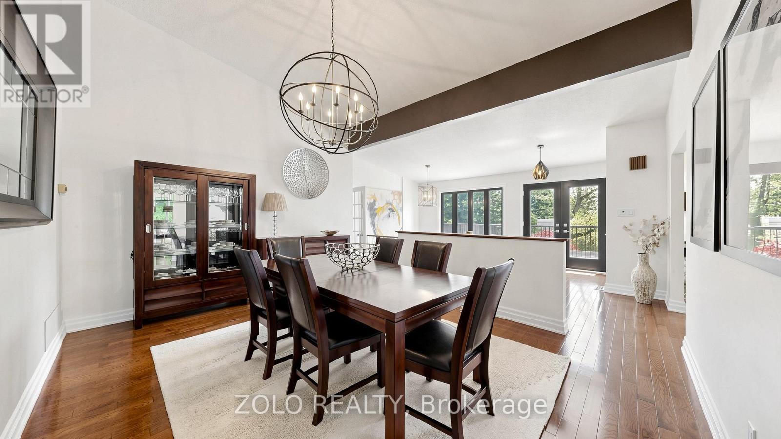 41 Meadowcliffe Drive, Toronto, ON - Indoor Photo Showing Dining Room