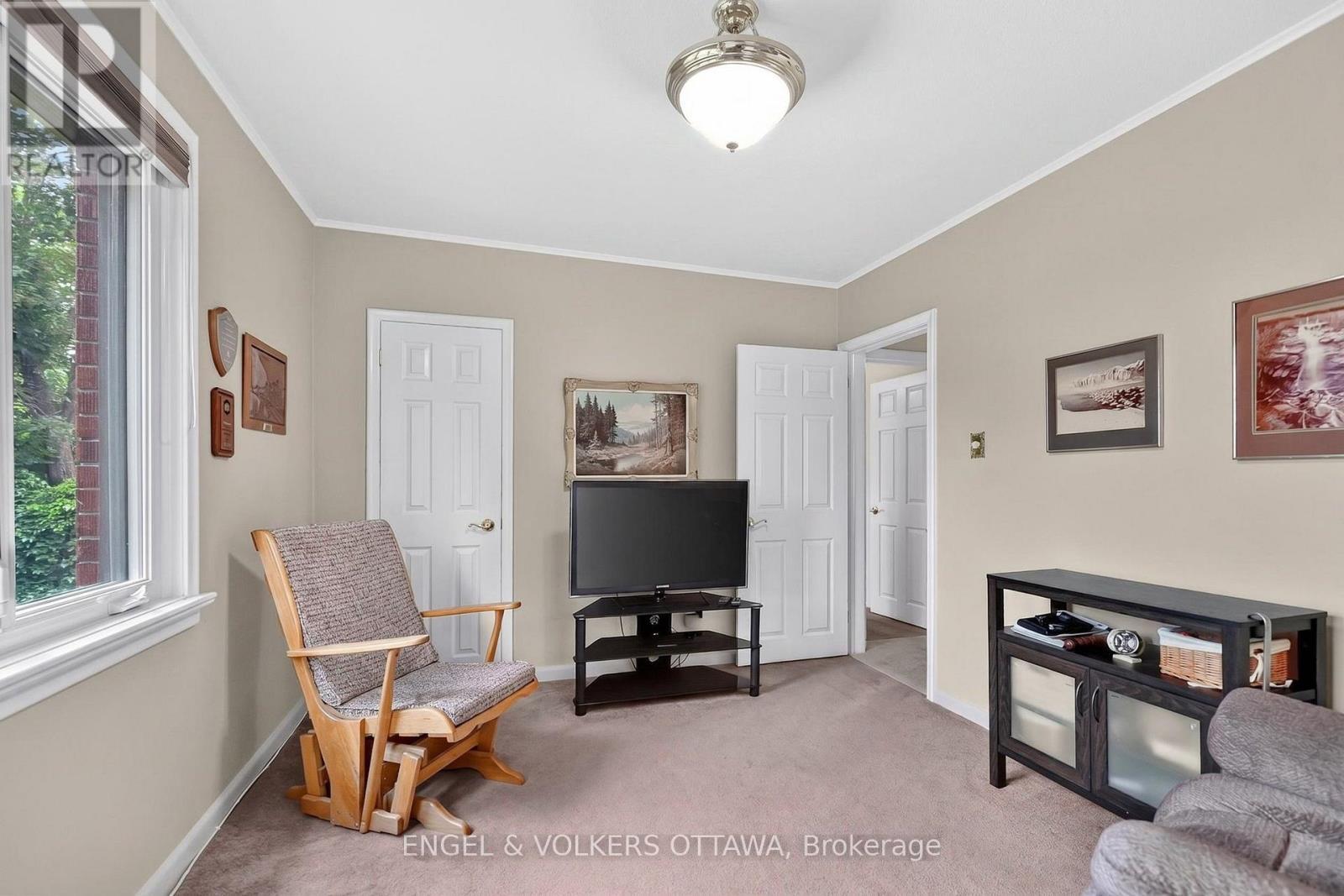 783 Wingate Drive, Ottawa, ON - Indoor Photo Showing Other Room