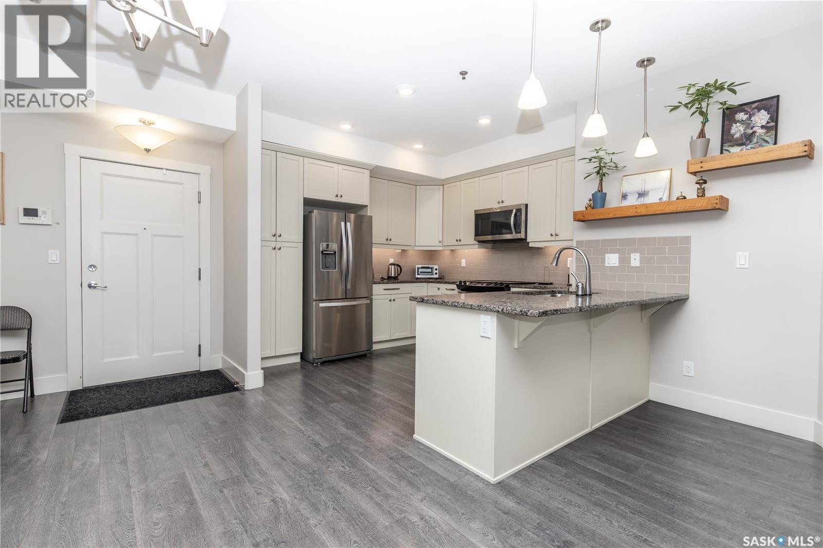 217 1010 Ruth Street E, Saskatoon, SK - Indoor Photo Showing Kitchen With Upgraded Kitchen