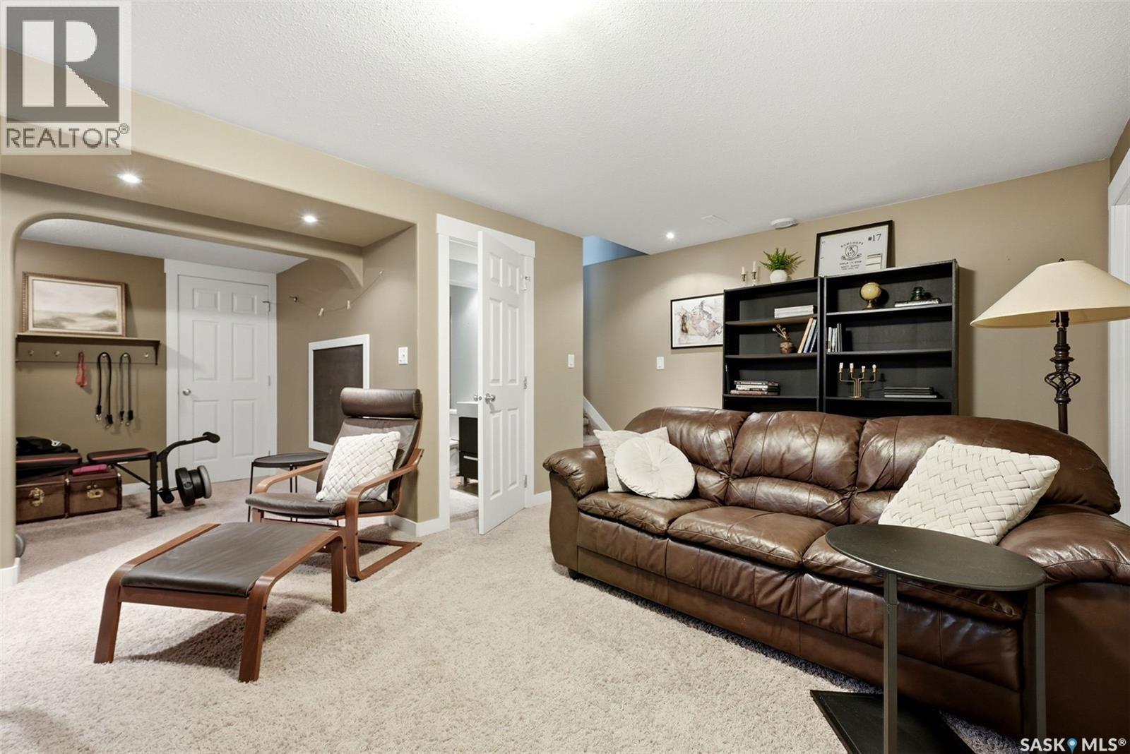 3513 Green Bank Road, Regina, SK - Indoor Photo Showing Other Room
