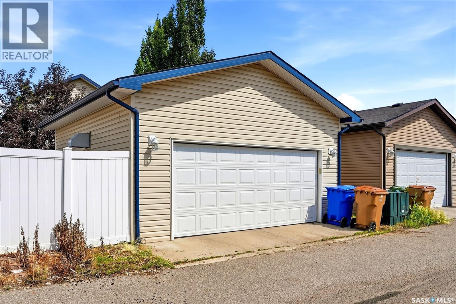 3513 Green Bank Road, Regina, SK - Outdoor With Exterior