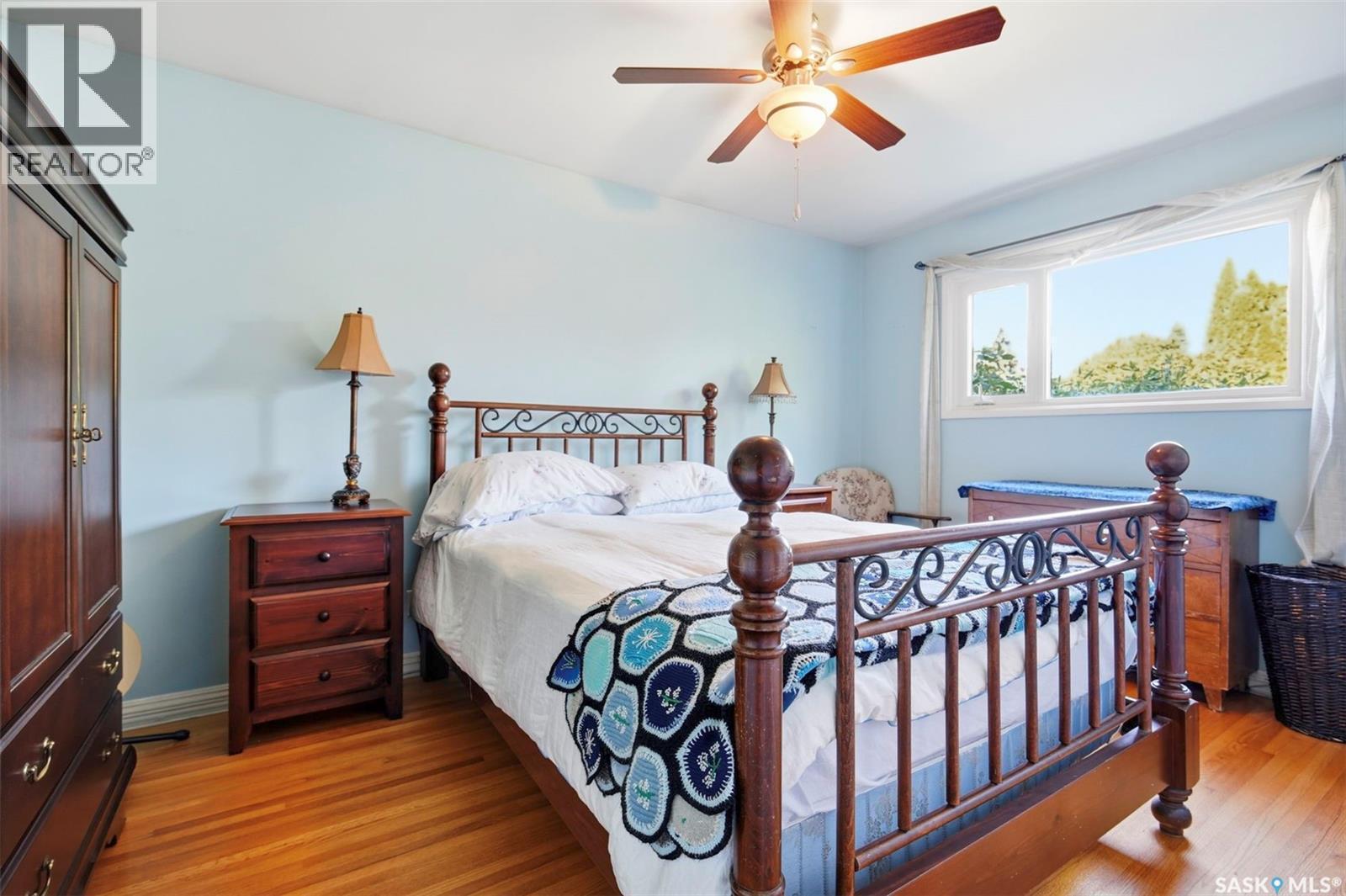 1921 Sommerfeld Avenue, Saskatoon, SK - Indoor Photo Showing Bedroom