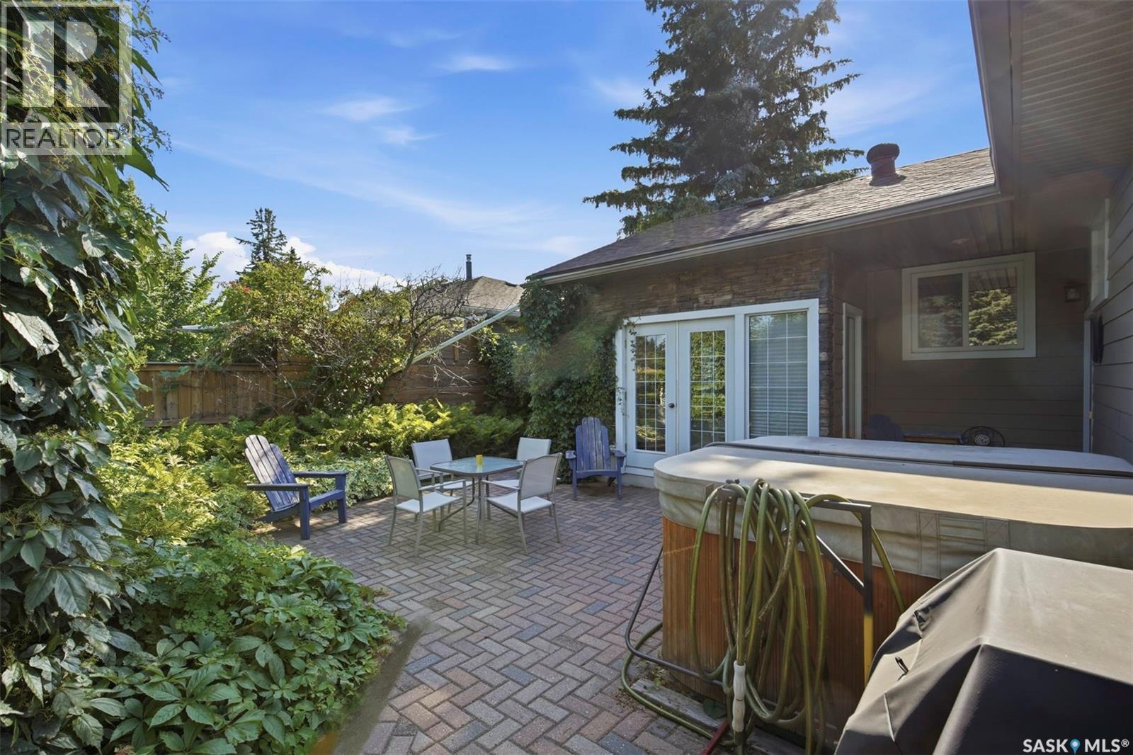 1921 Sommerfeld Avenue, Saskatoon, SK - Outdoor With Exterior