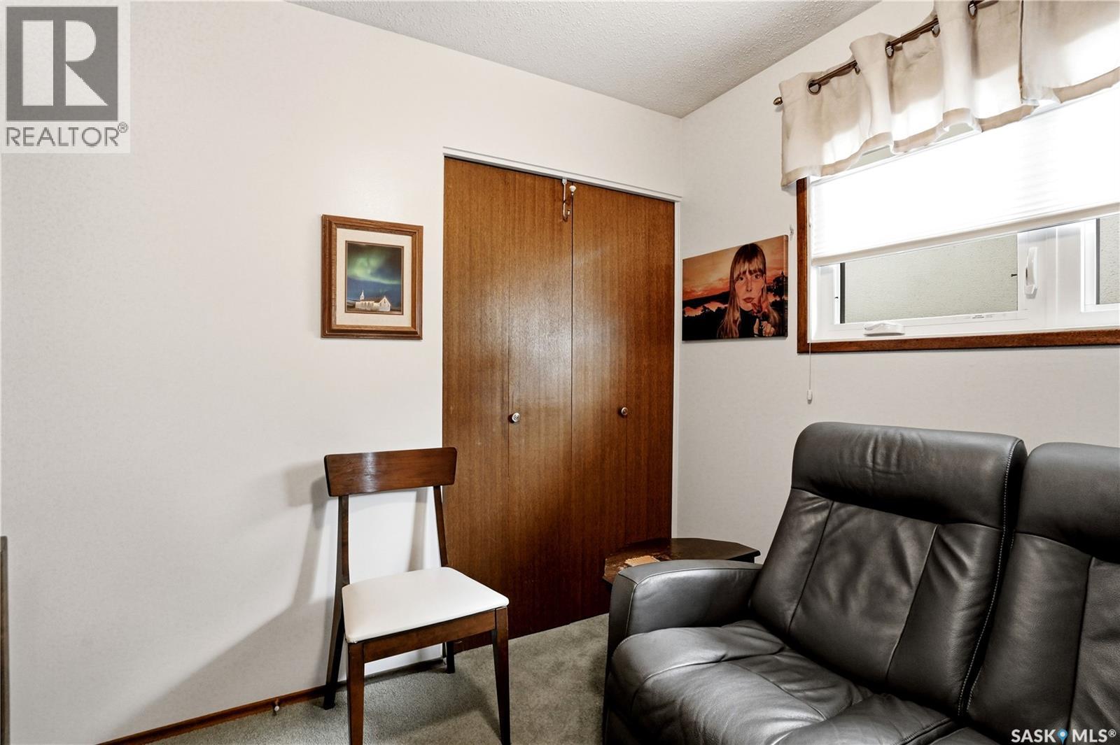 3801 Diefenbaker Drive, Saskatoon, SK