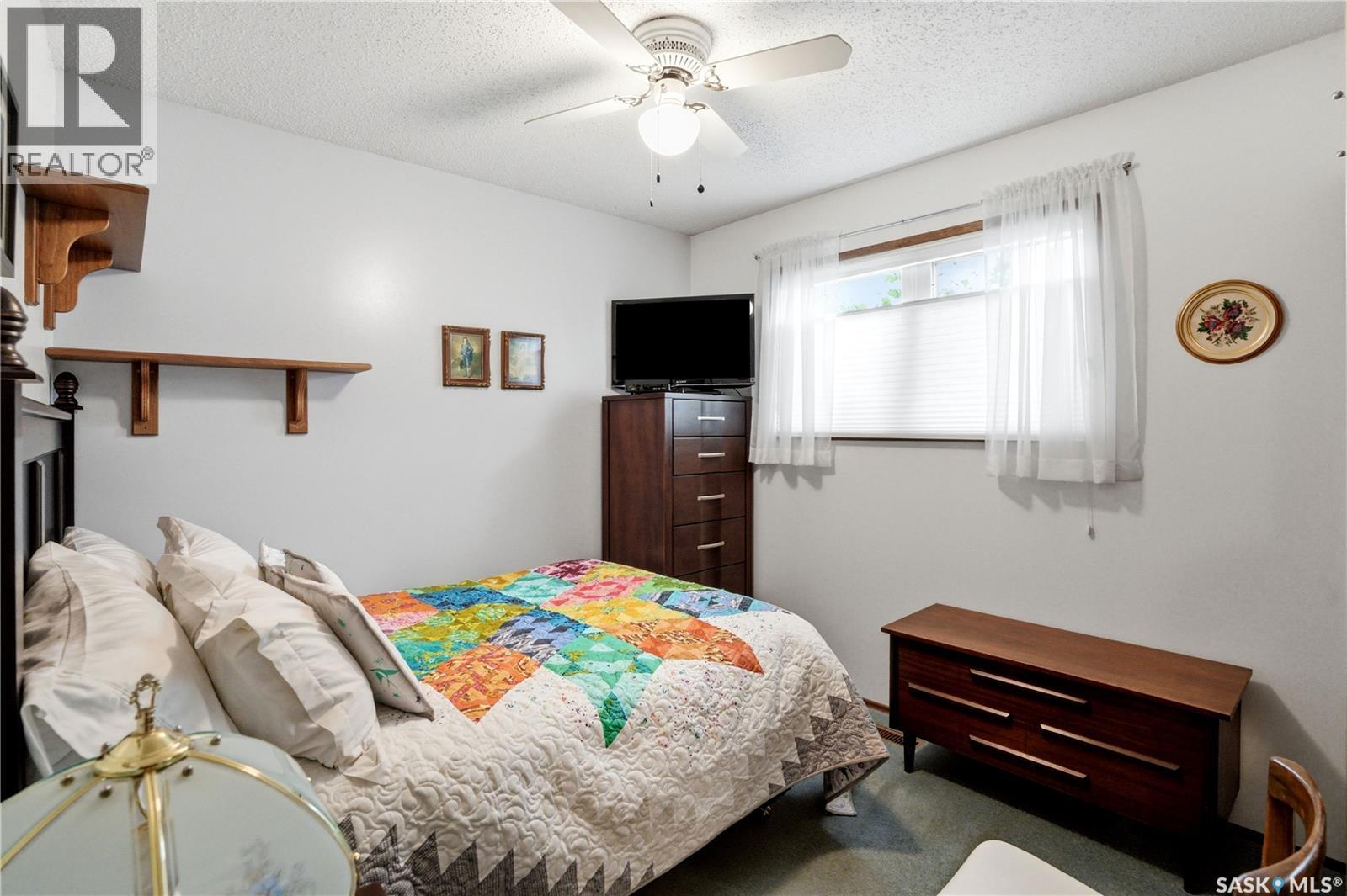 3801 Diefenbaker Drive, Saskatoon, SK