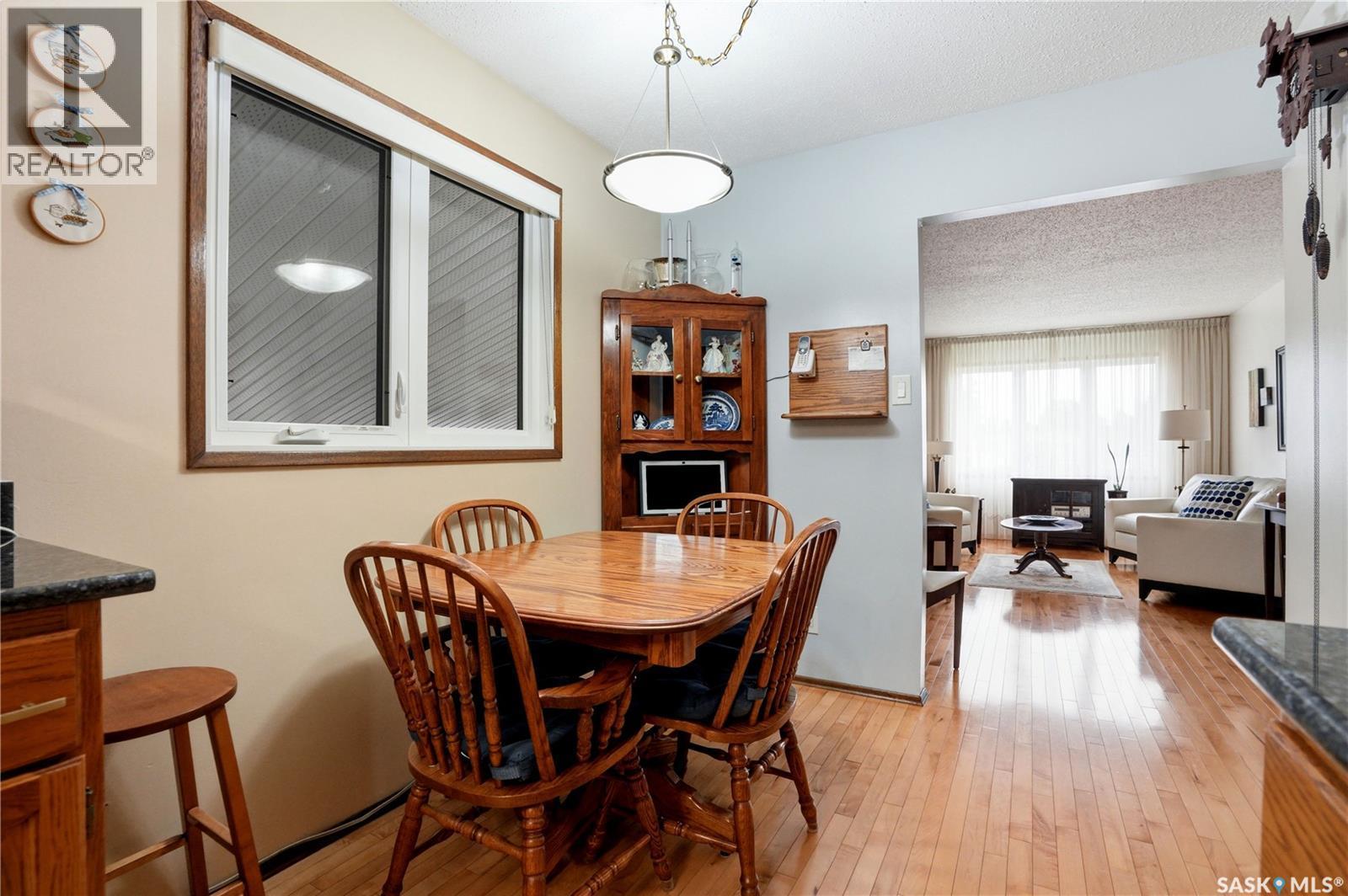 3801 Diefenbaker Drive, Saskatoon, SK - Indoor Photo Showing Dining Room