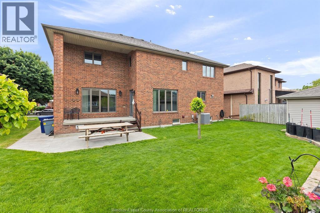 2648 Fleming, Windsor, ON - Outdoor With Exterior